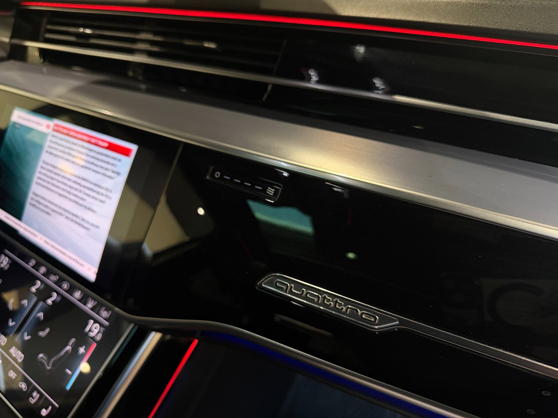 Foto van Audi A8