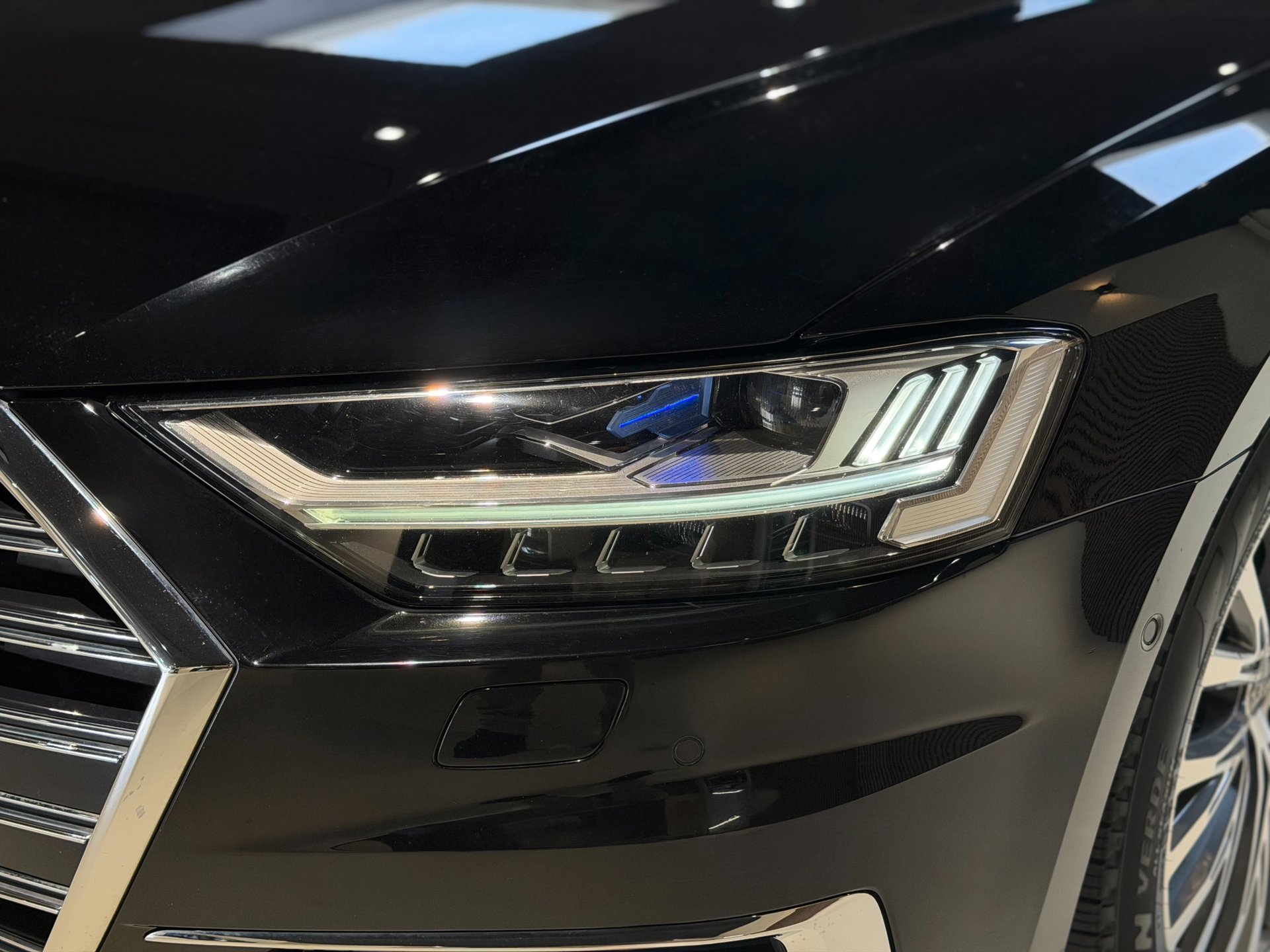 Foto van Audi A8