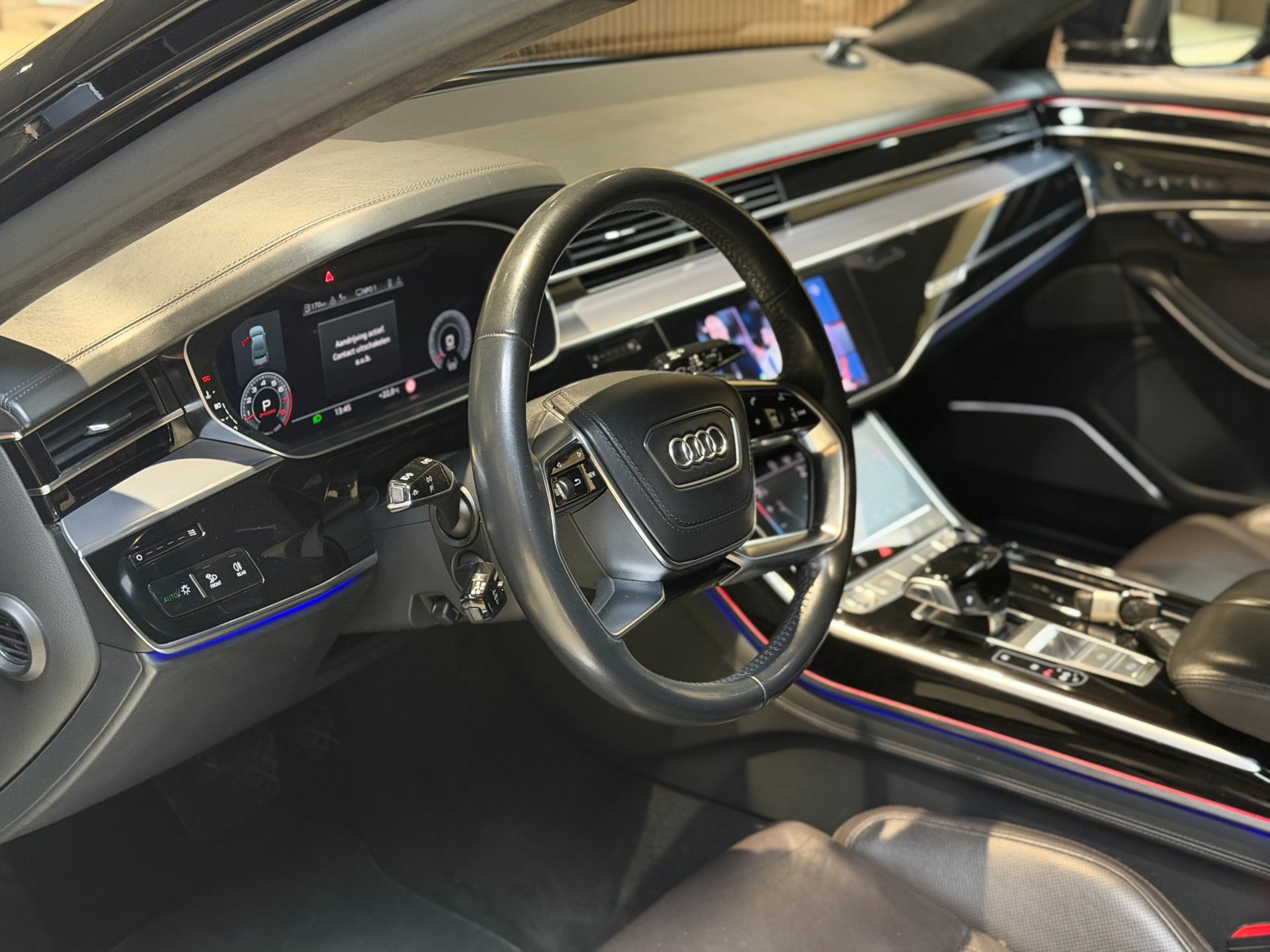 Foto van Audi A8
