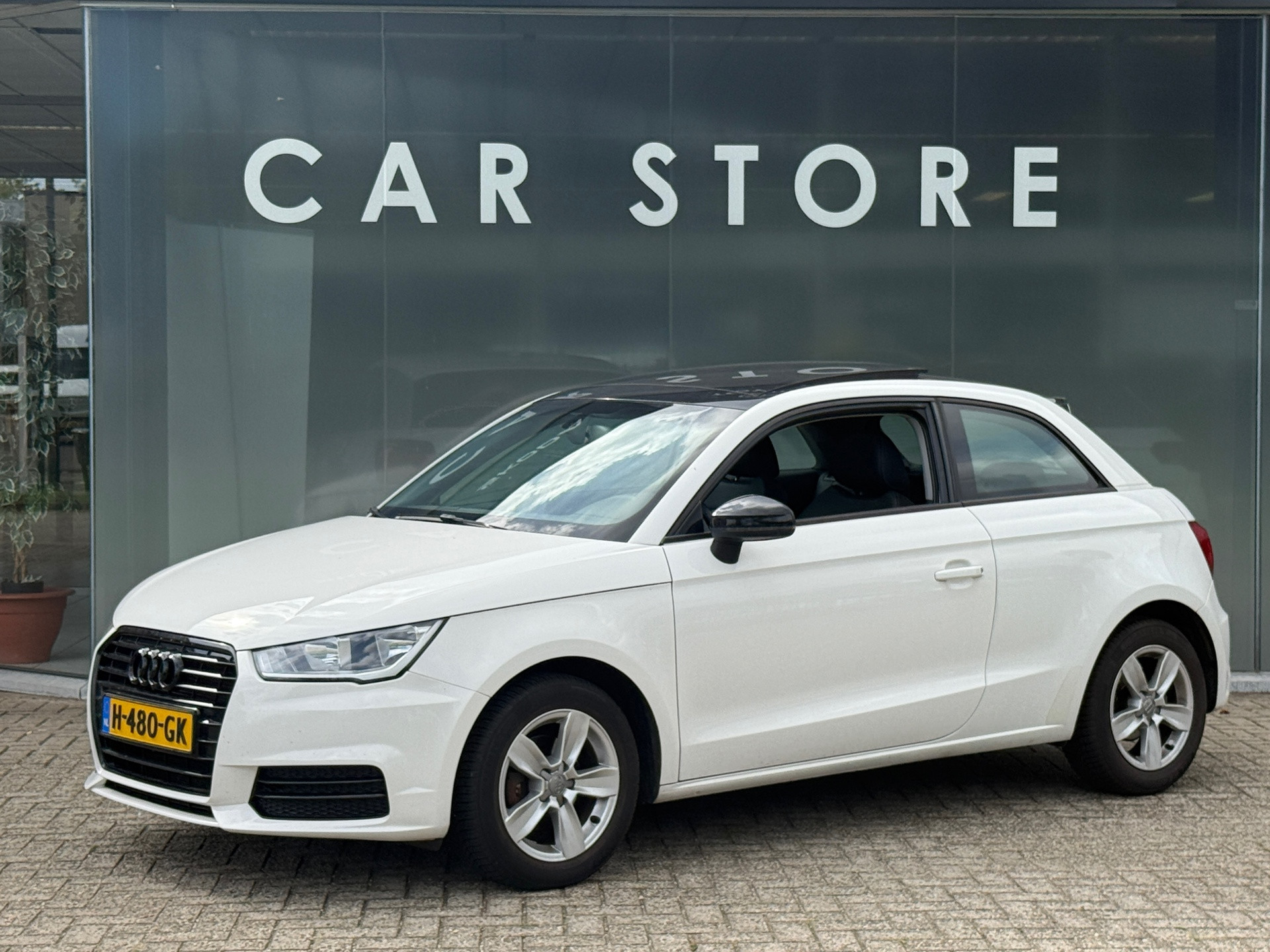 Audi A1 1.0 TFSI Sport Pro Line Pano Leer Clima 2016 - voorkant