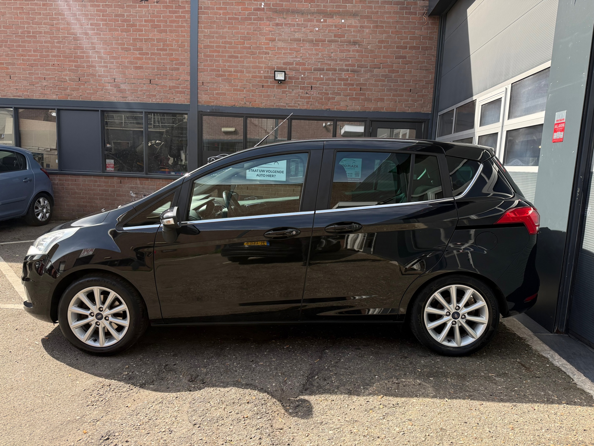 Foto van Ford B-max