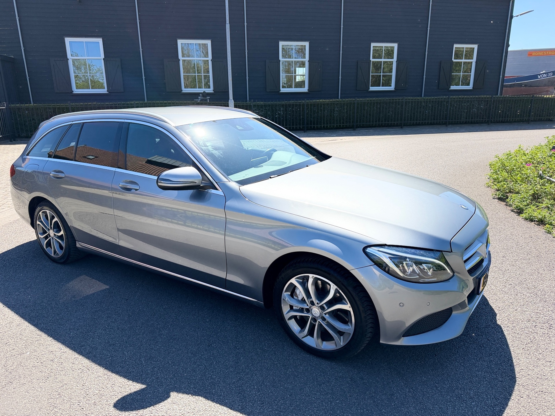 Foto van Mercedes-Benz C 350 E