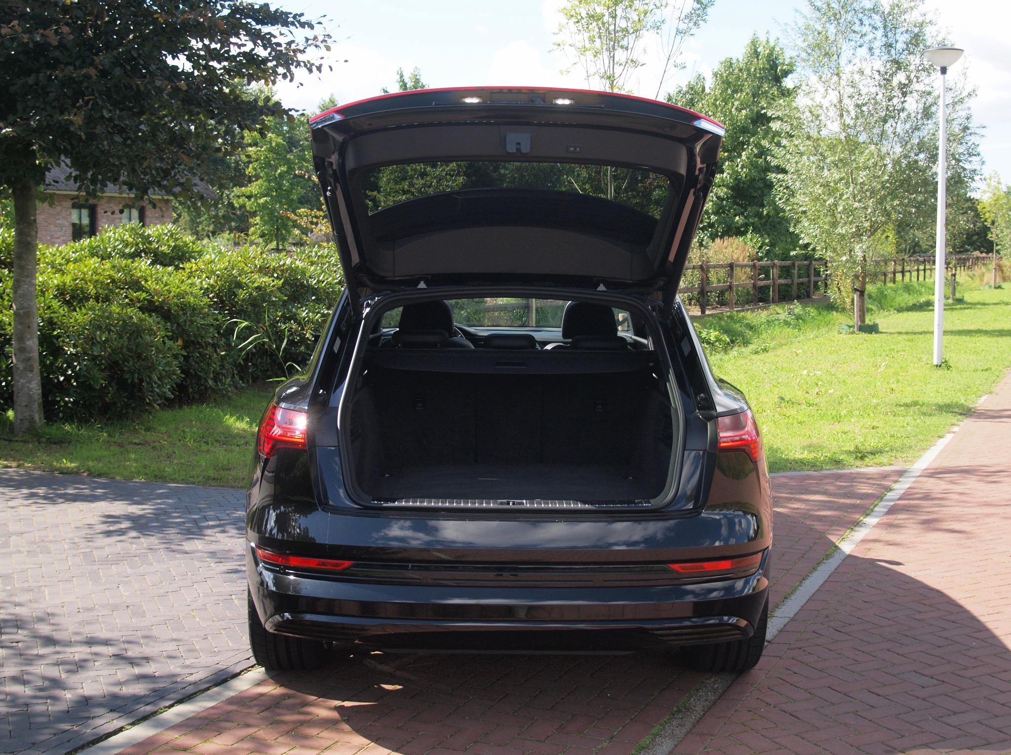 Foto van Audi Audi E-tron