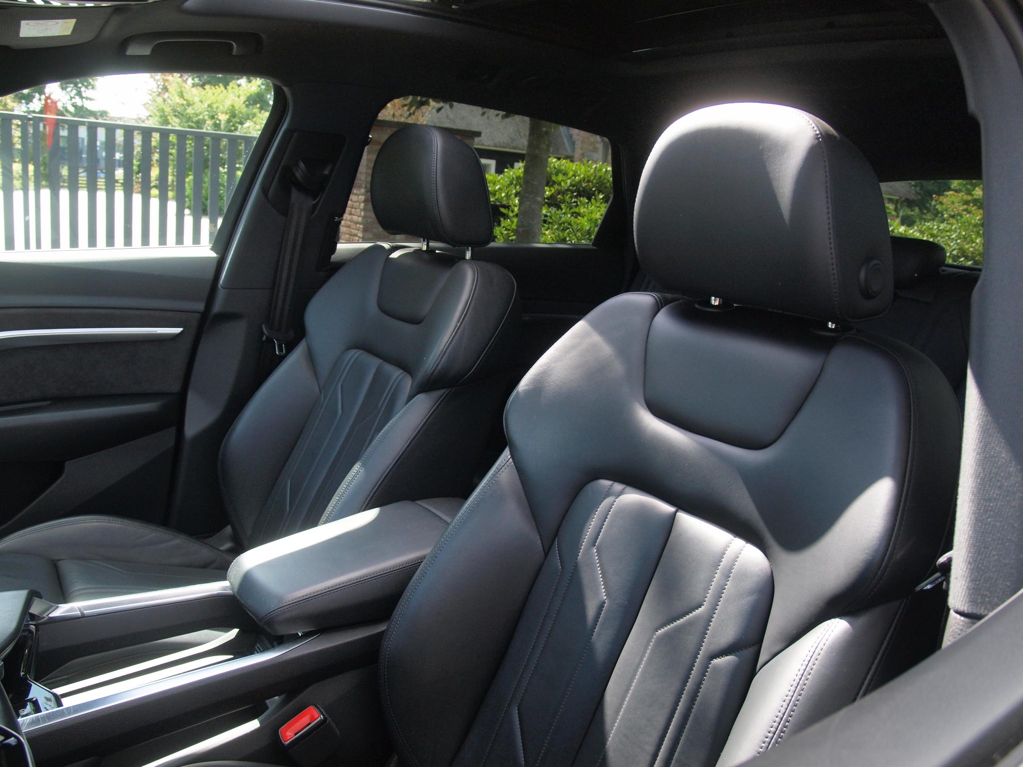 Foto van Audi Audi E-tron