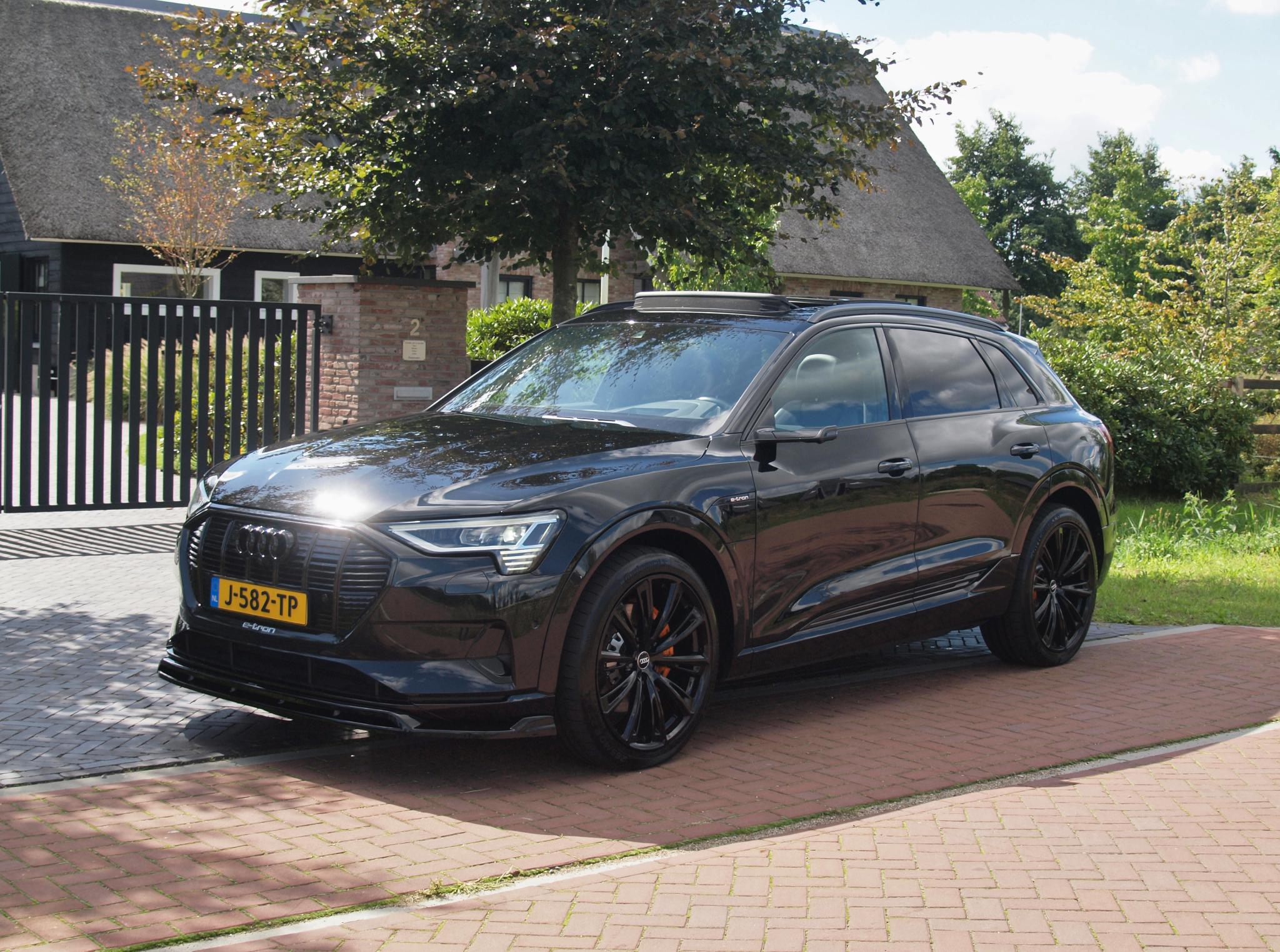 Foto van Audi Audi E-tron