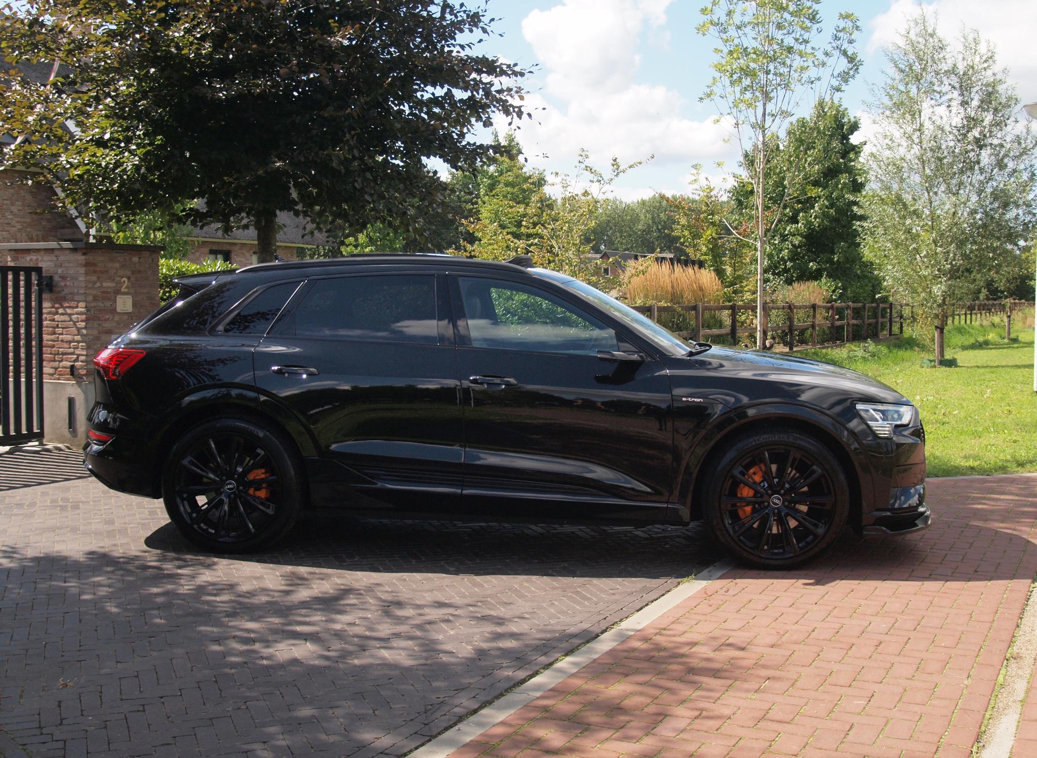 Foto van Audi Audi E-tron