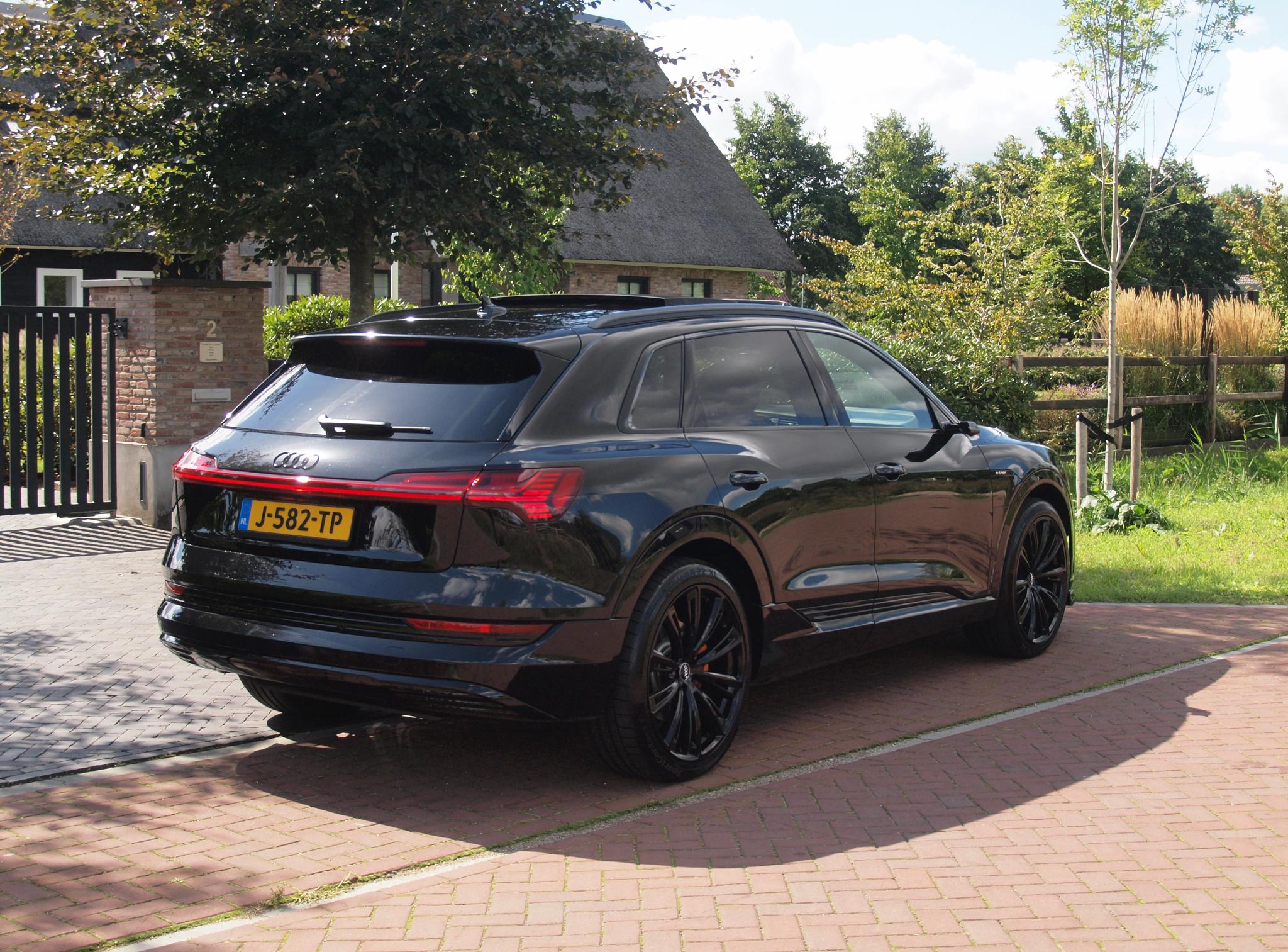Foto van Audi Audi E-tron