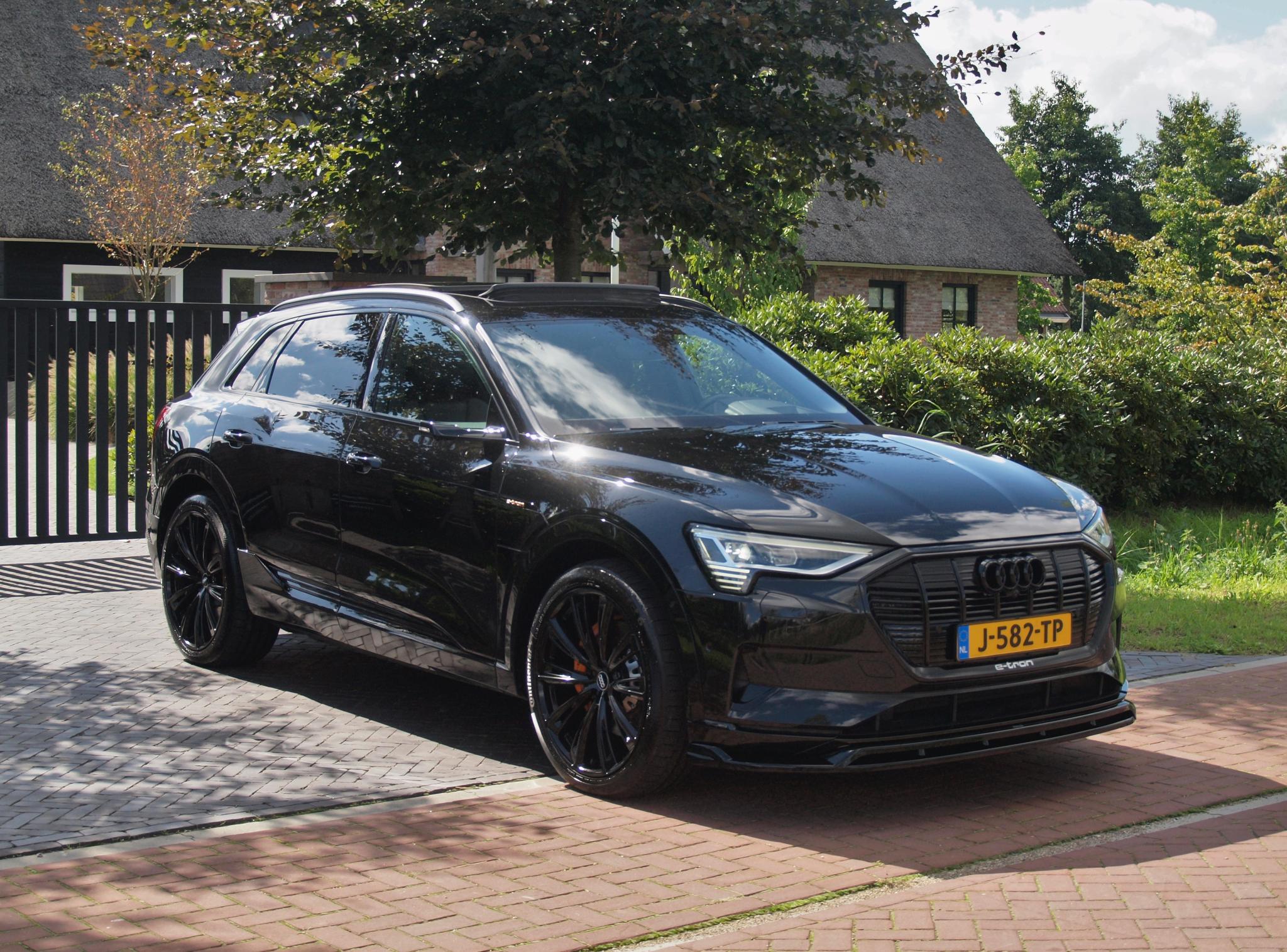 Foto van Audi Audi E-tron