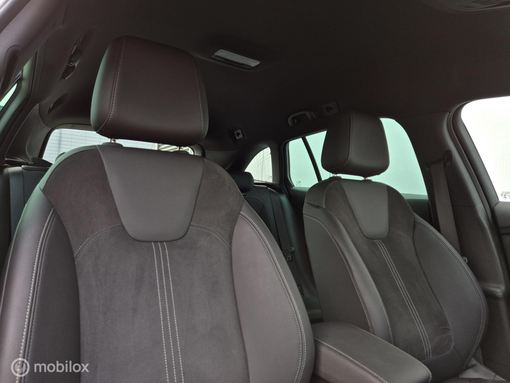 Foto van Opel Astra Sports Tourer+