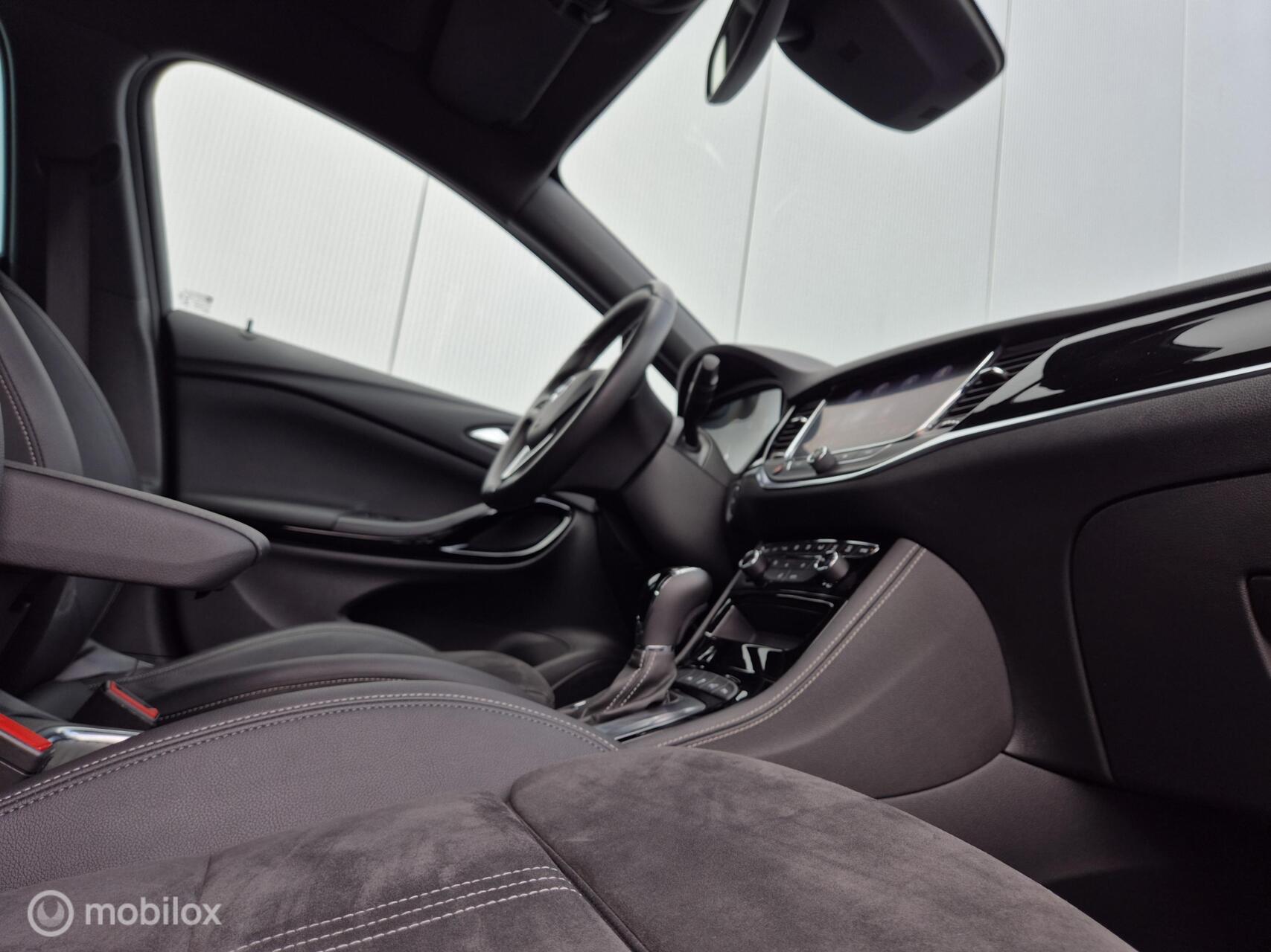 Foto van Opel Astra Sports Tourer+