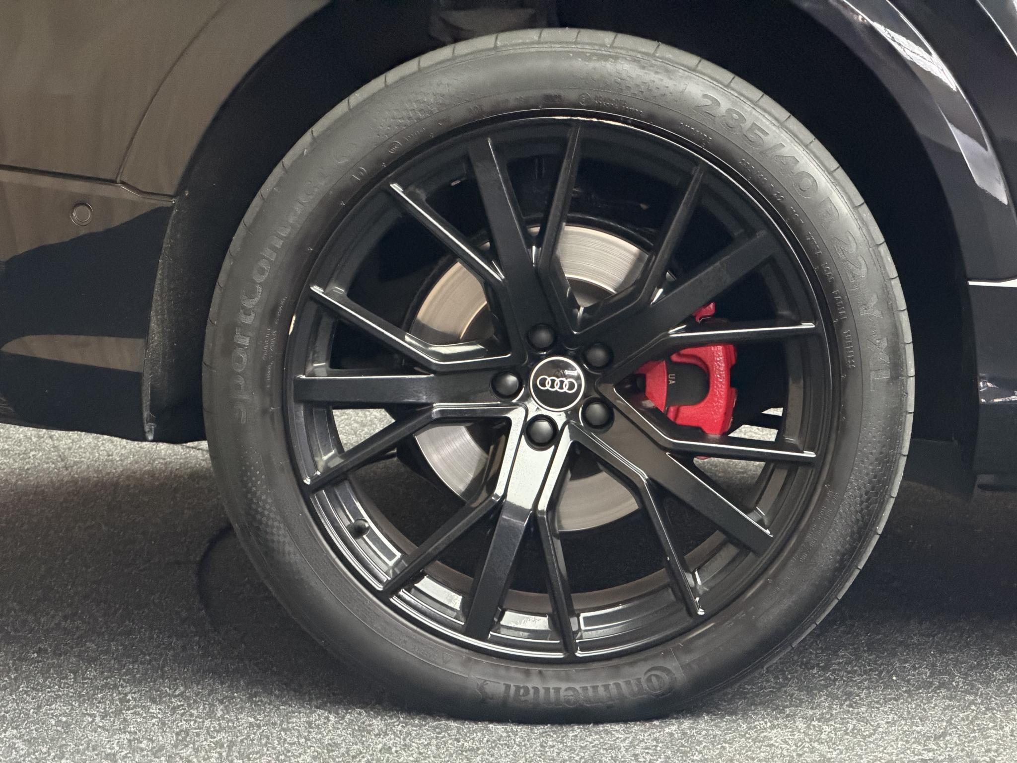Foto van Audi Q8 55 TFSI E