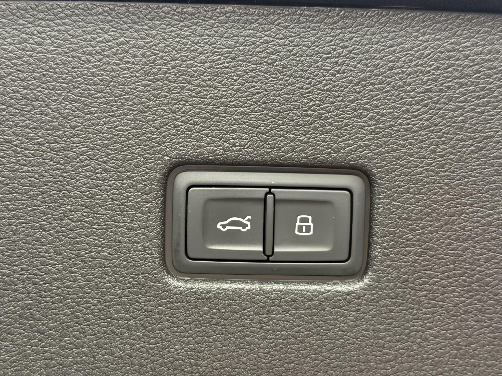 Foto van Audi Q8 55 TFSI E