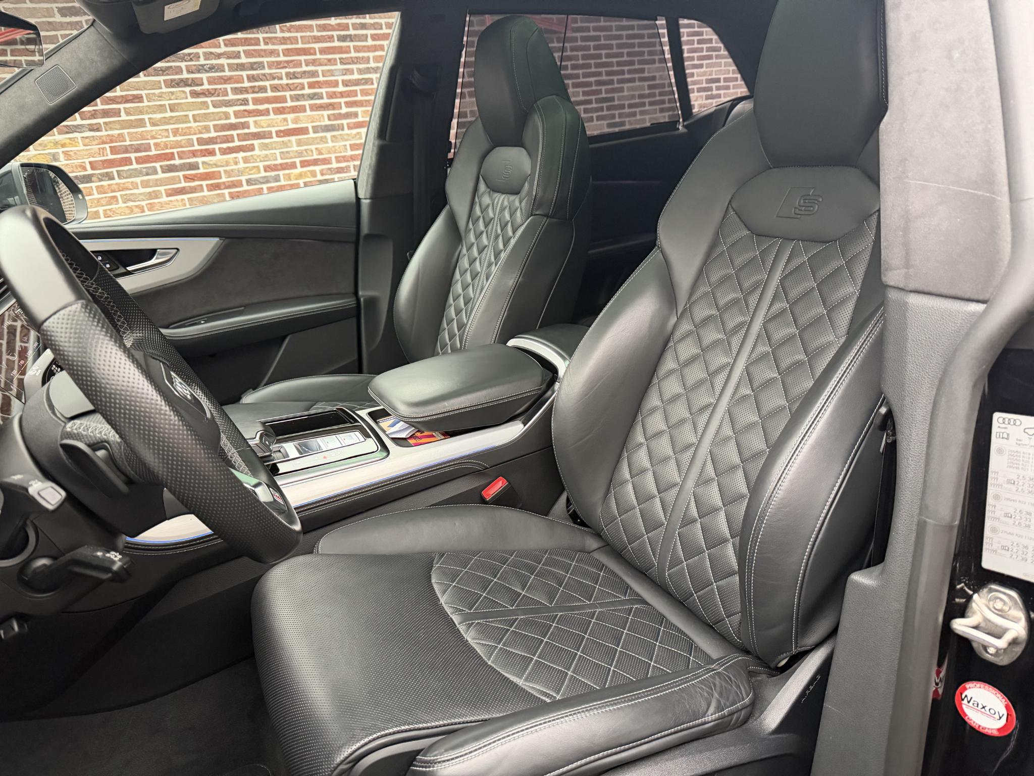 Foto van Audi Q8 55 TFSI E