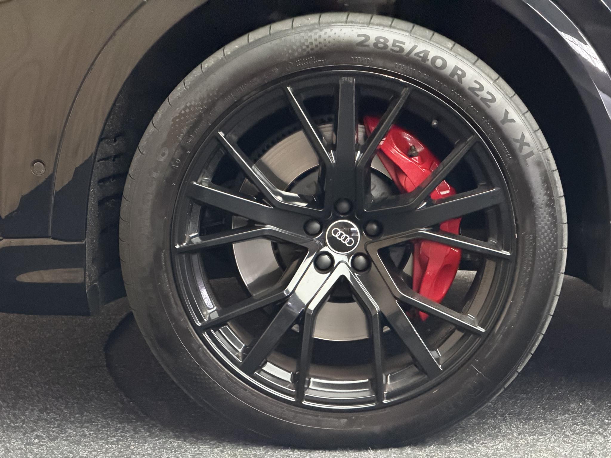 Foto van Audi Q8 55 TFSI E