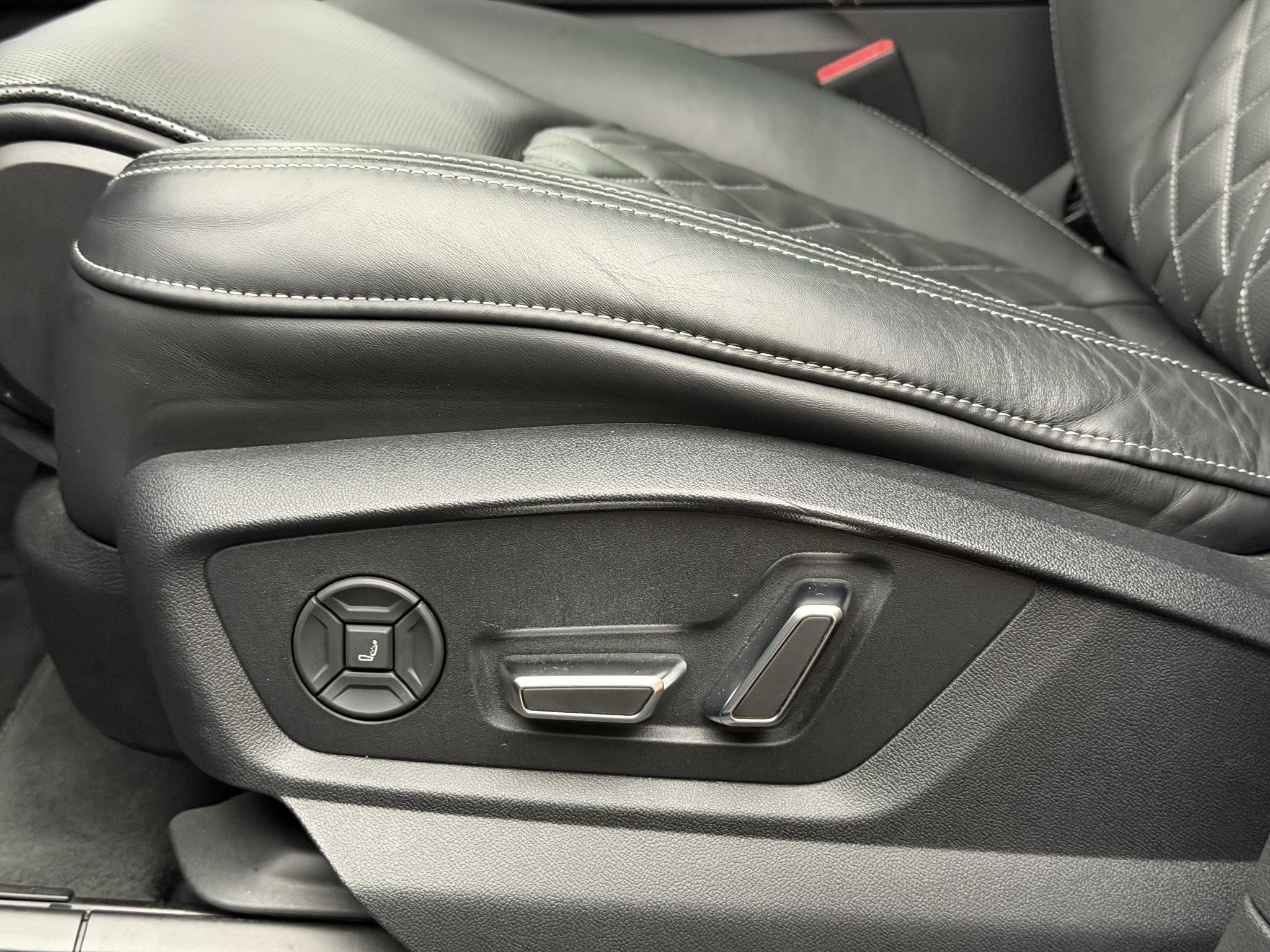 Foto van Audi Q8 55 TFSI E