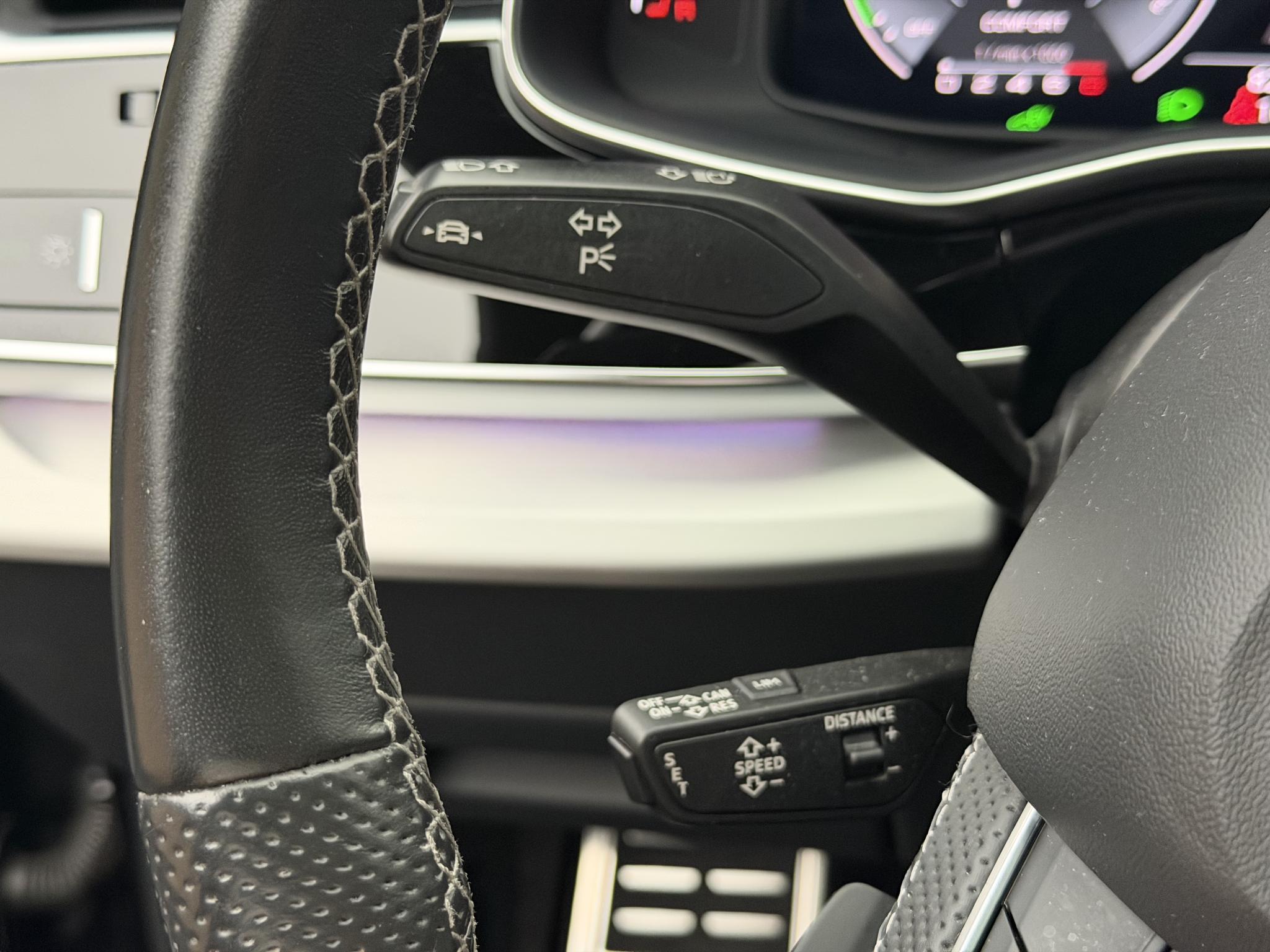 Foto van Audi Q8 55 TFSI E