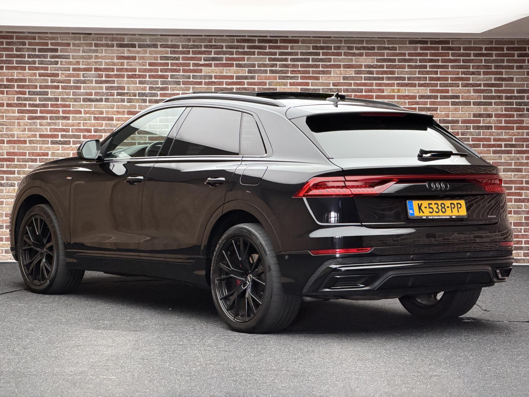 Foto van Audi Q8 55 TFSI E
