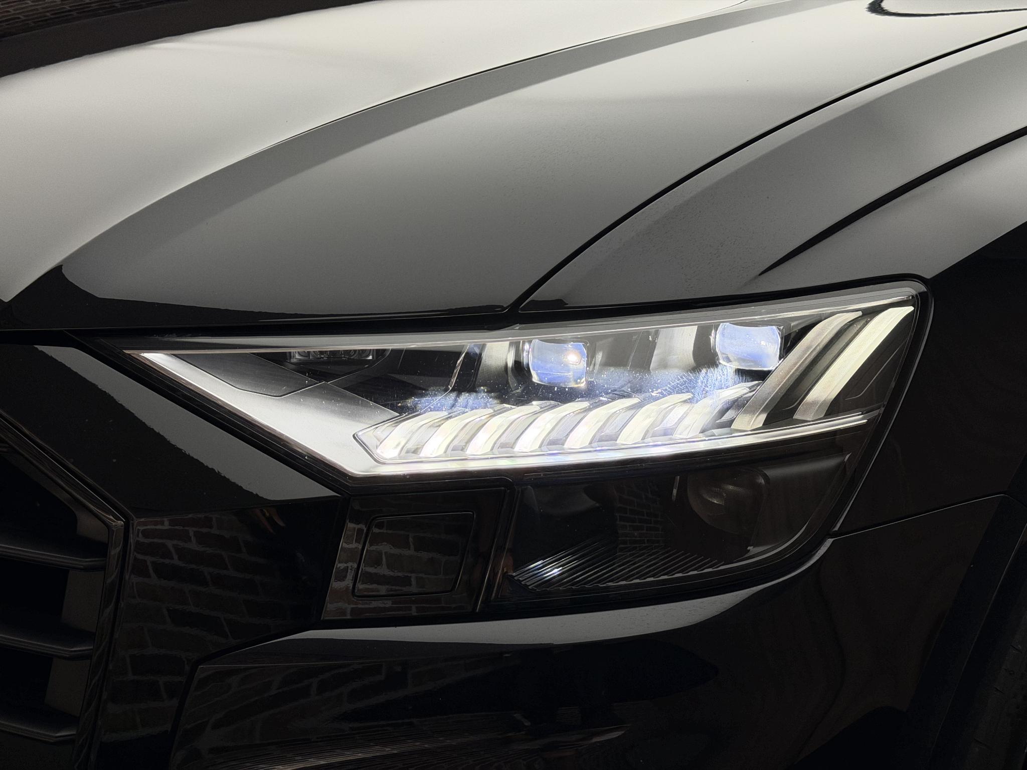 Foto van Audi Q8 55 TFSI E