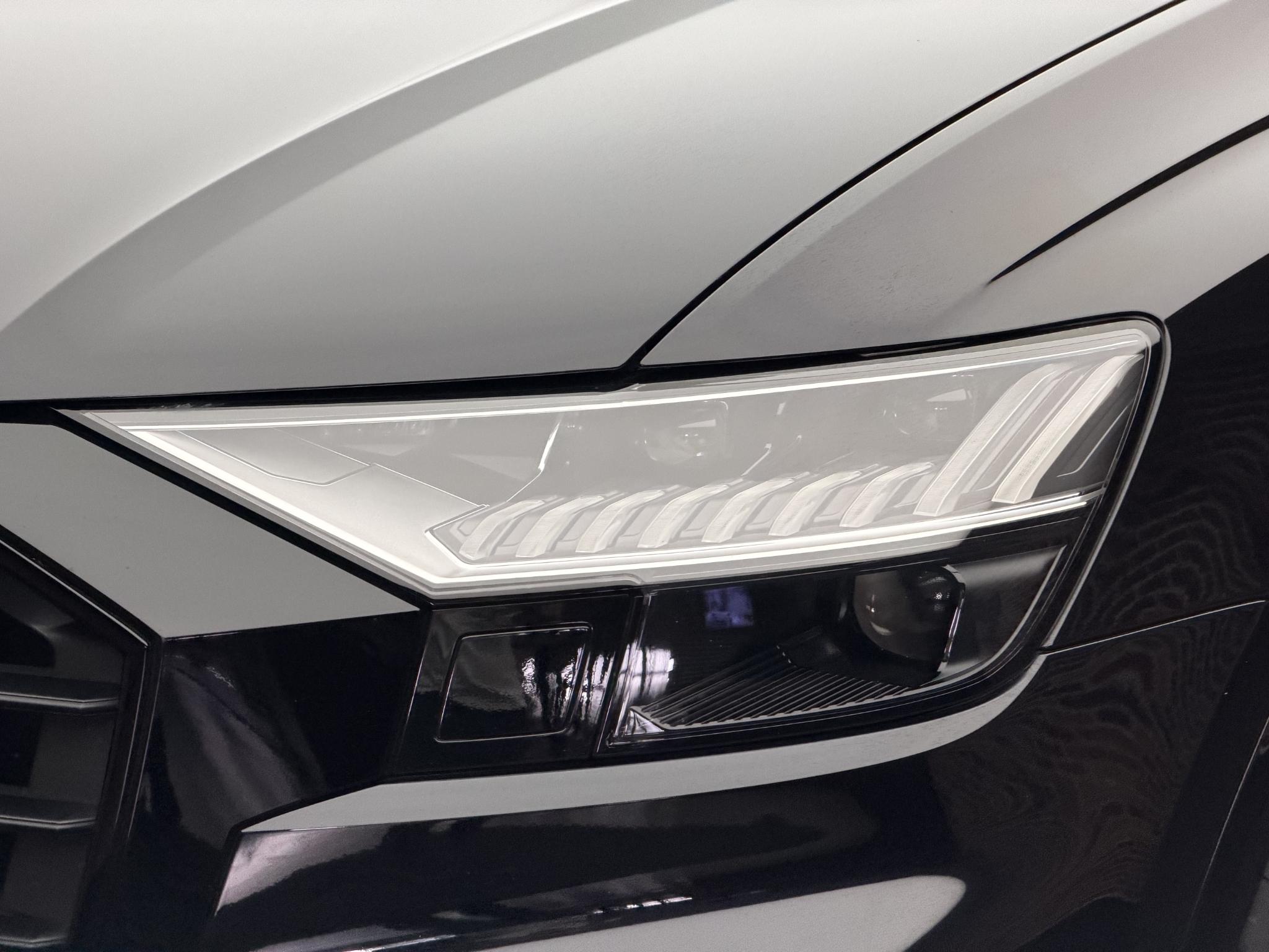Foto van Audi Q8 55 TFSI E