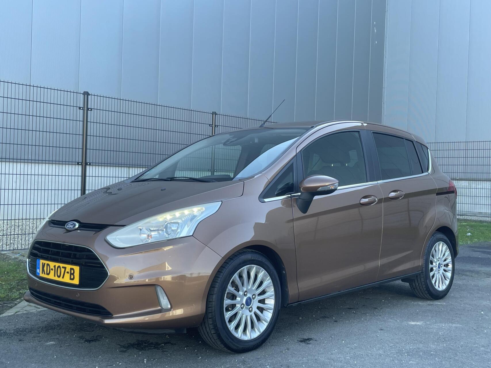 Ford B-max 1.6 TI-VCT Trend | AUTOMAAT | HOGE INSTAP 2013 - voorkant
