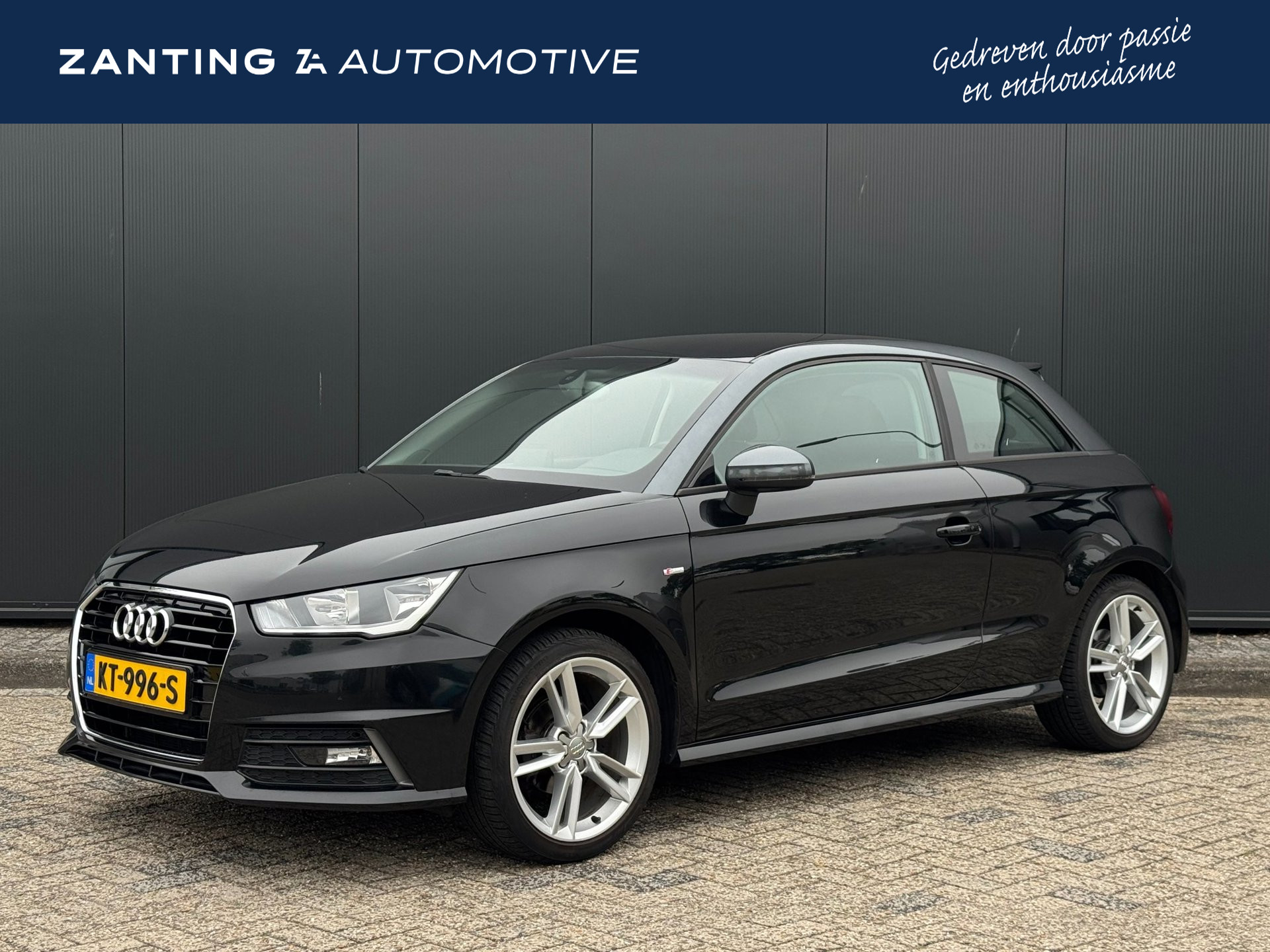 Audi A1 1.0 TFSI Adrenalin | S-Line | 1e Eigenaar | Orig. NL | 100% Dealer Onderhouder |Bluetooth | Climate Control | 4s- Banden 2017 - voorkant