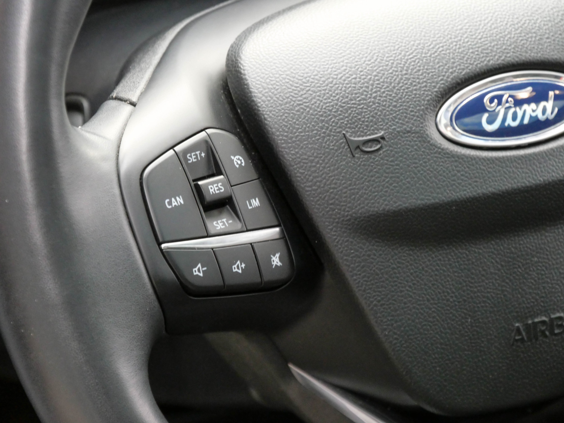 Foto van Ford Puma
