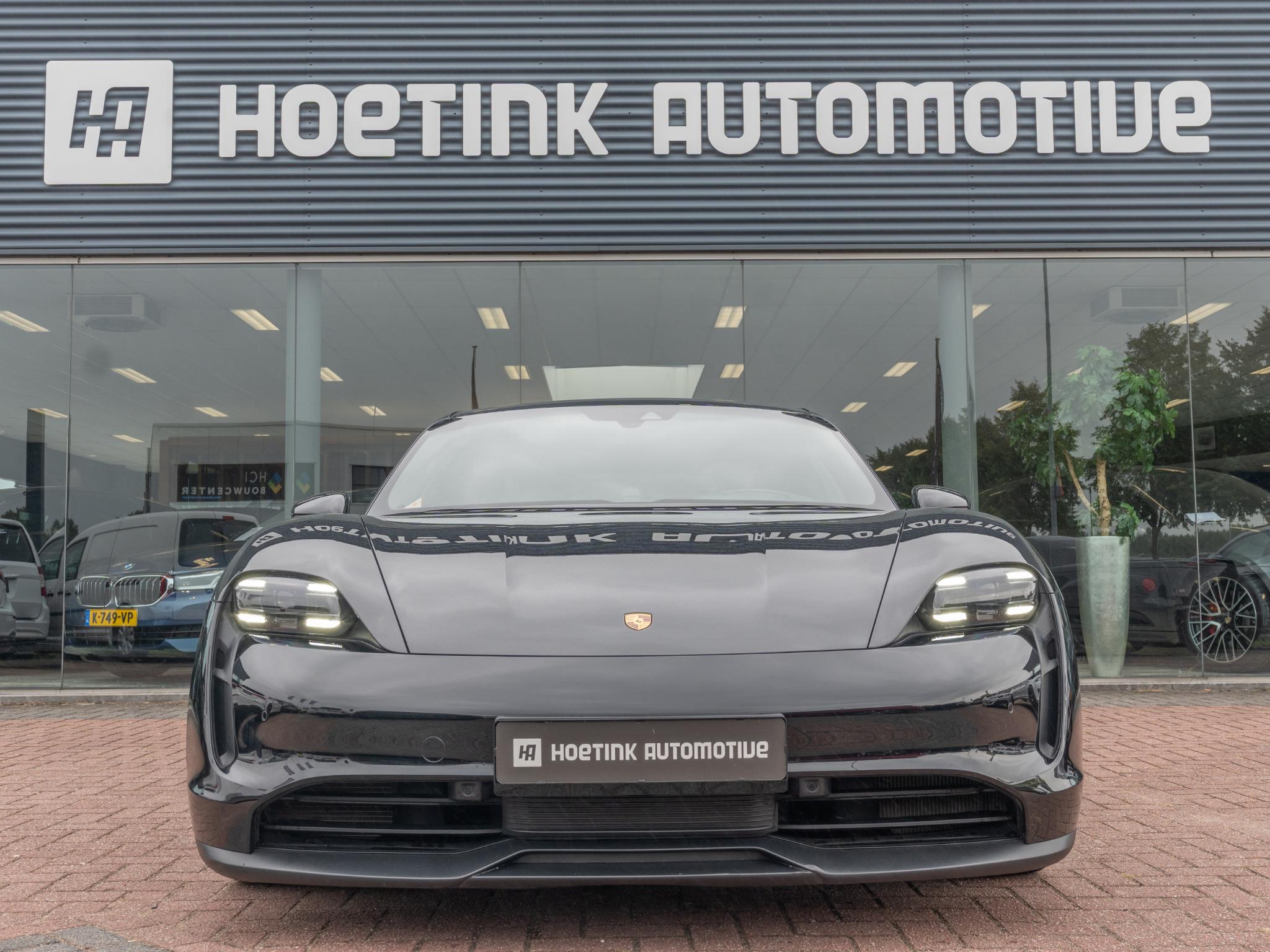 Foto van Porsche Taycan