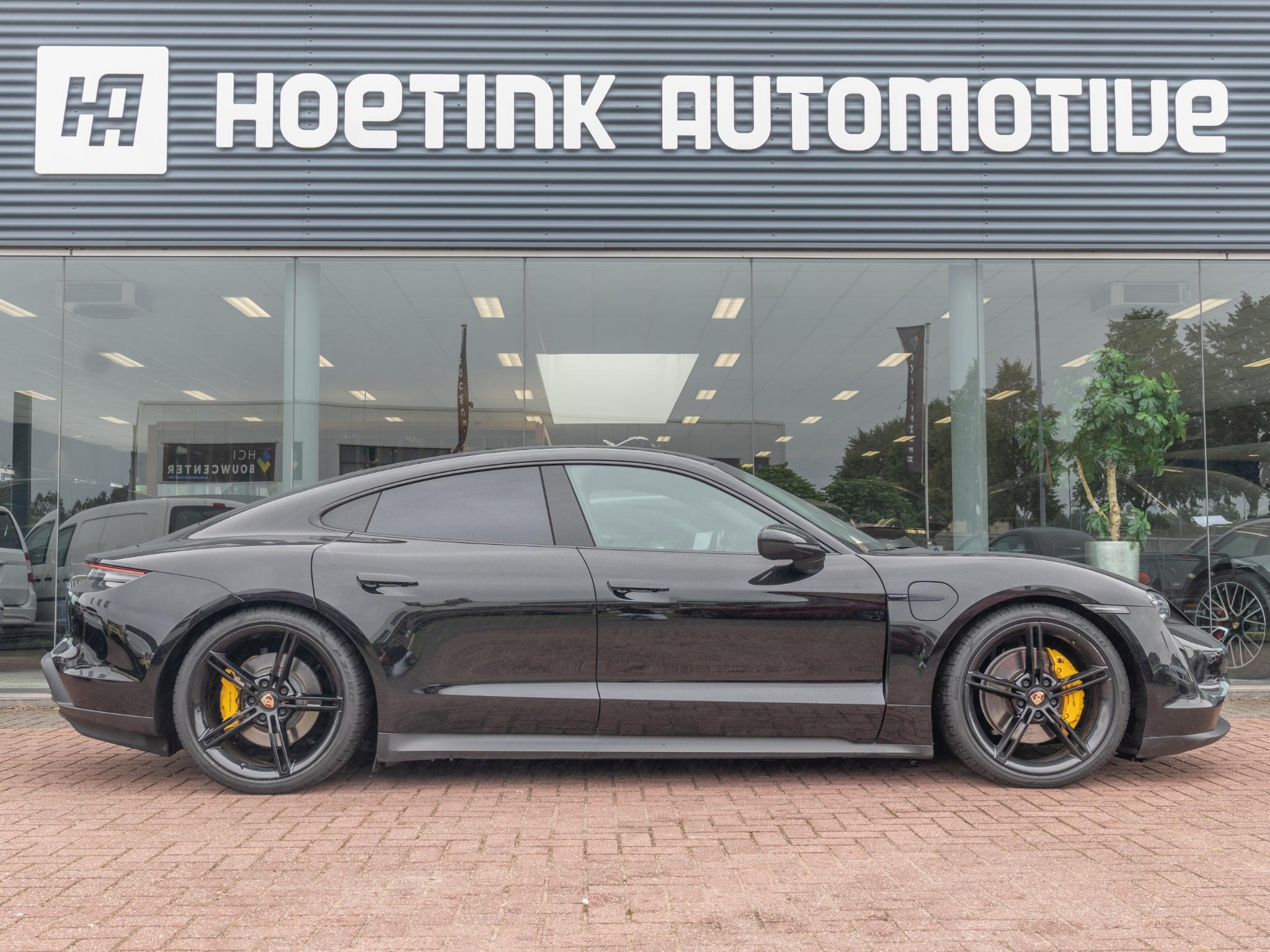 Foto van Porsche Taycan