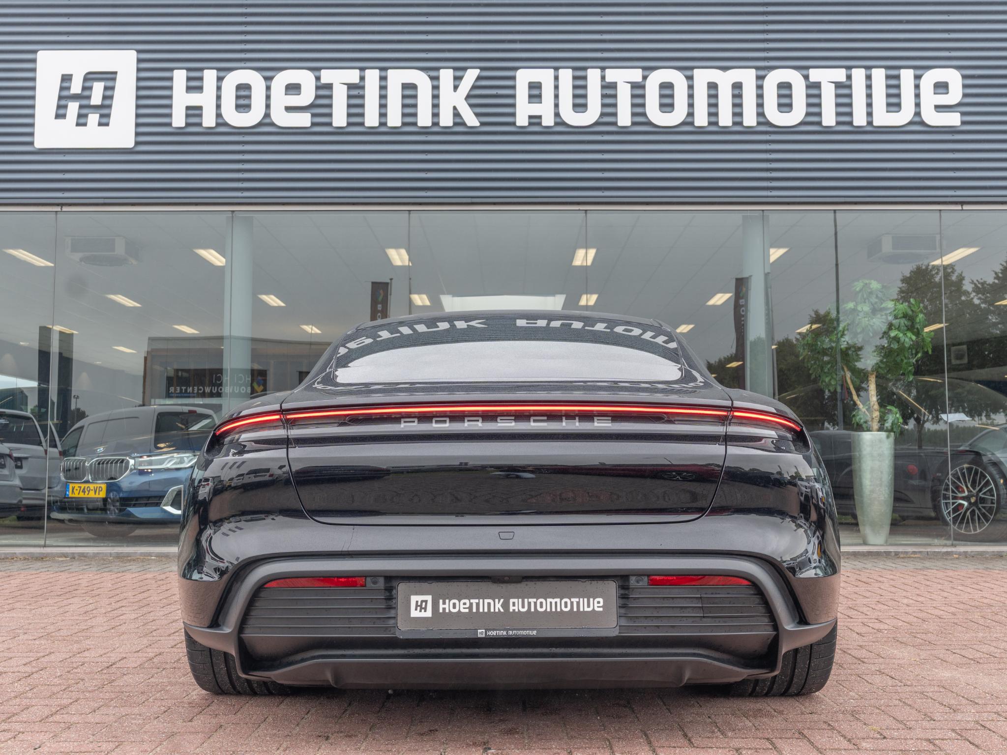 Foto van Porsche Taycan