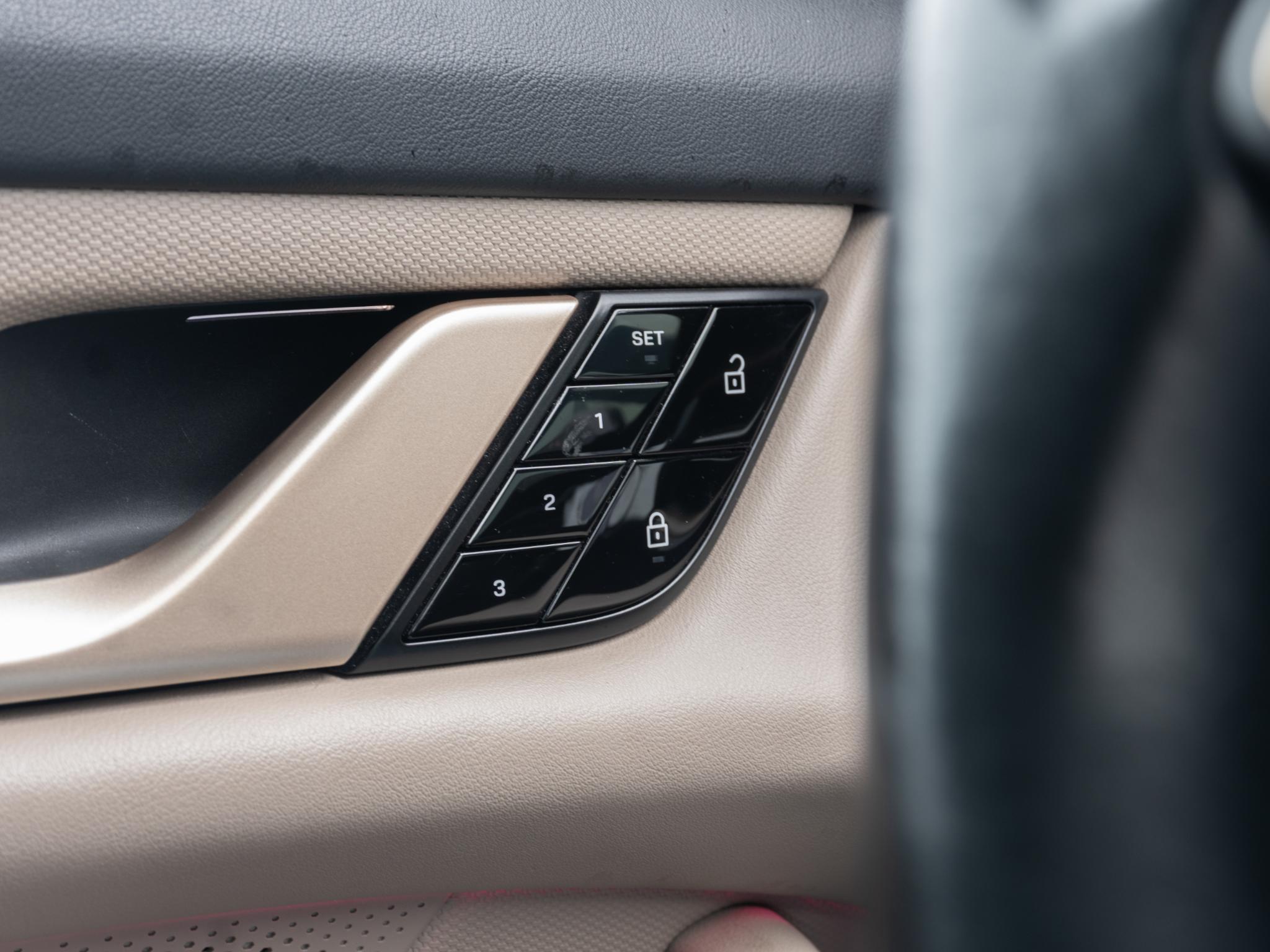 Foto van Porsche Taycan