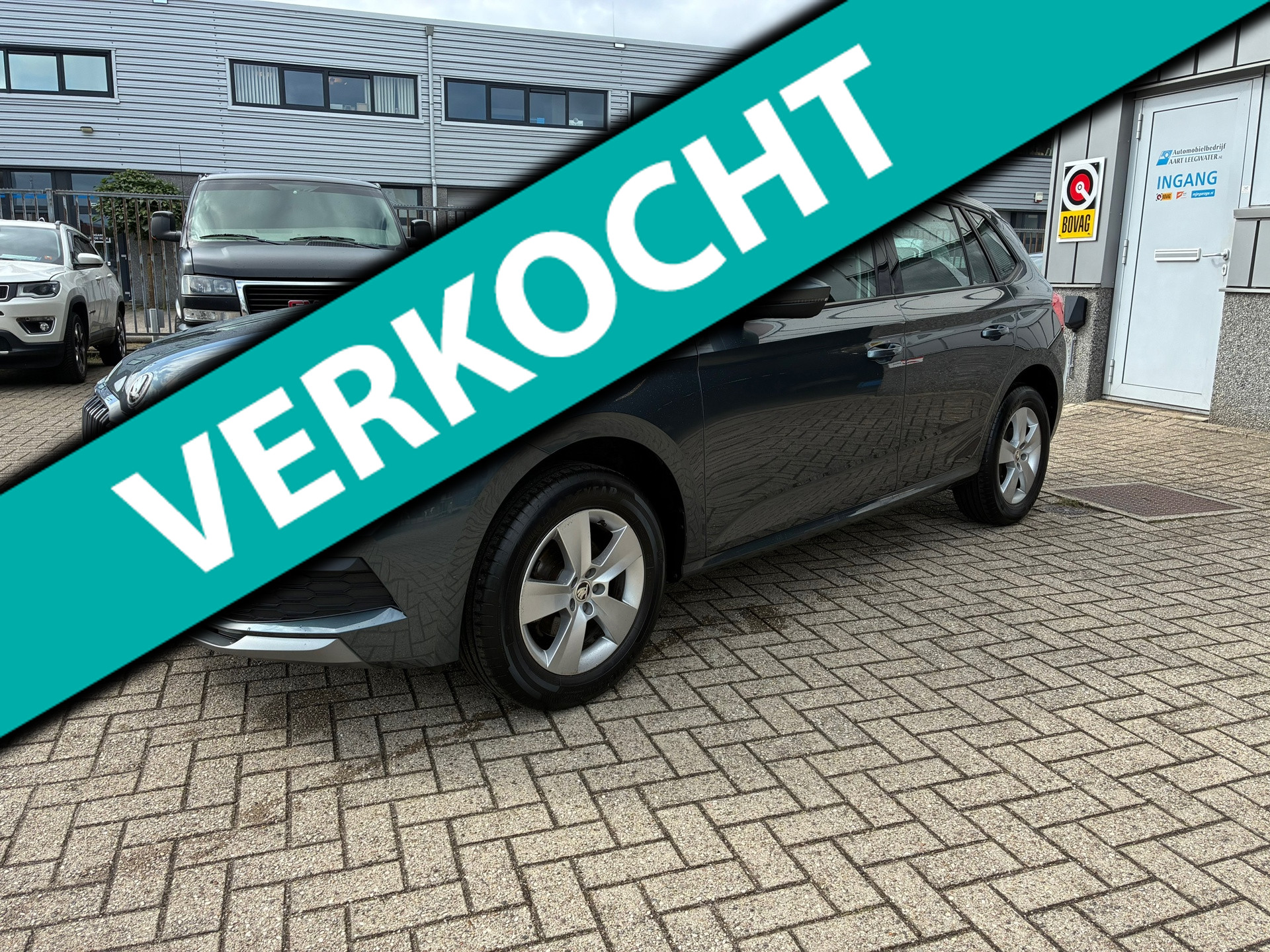 Skoda Kamiq 1.0 TSI Ambition Panoramadak Electrische Trekhaak ECC CRUISE CONTROL 2021 - voorkant