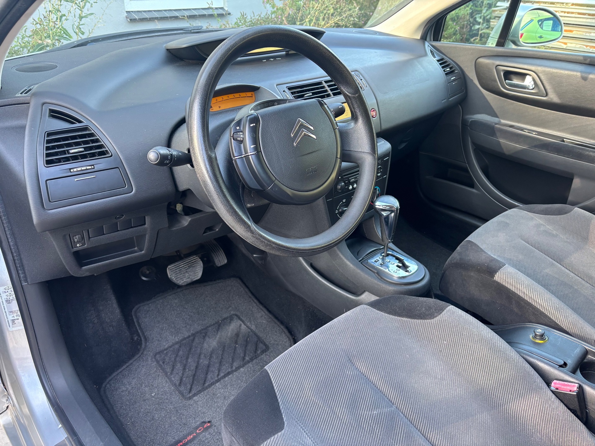 Foto van Citroen C4