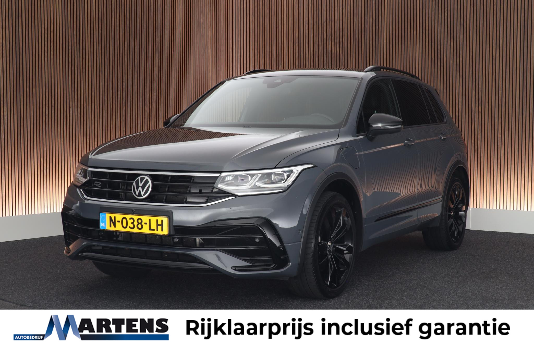 Volkswagen Tiguan 1.4 TSI eHybrid 245pk R-Line Black Style 2021 - voorkant