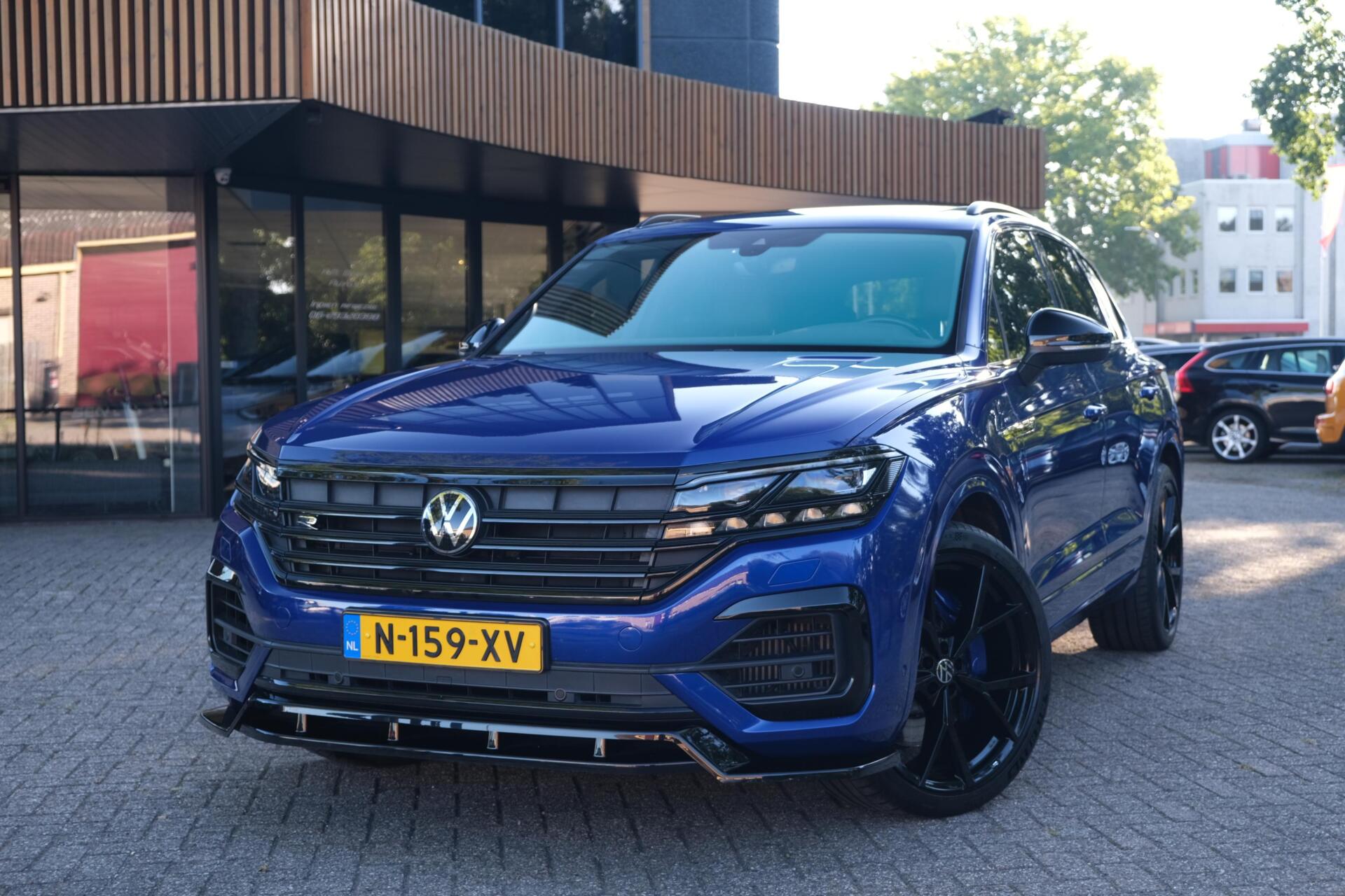 Volkswagen Touareg 3.0 TSi 4MOTION R 2020 - voorkant
