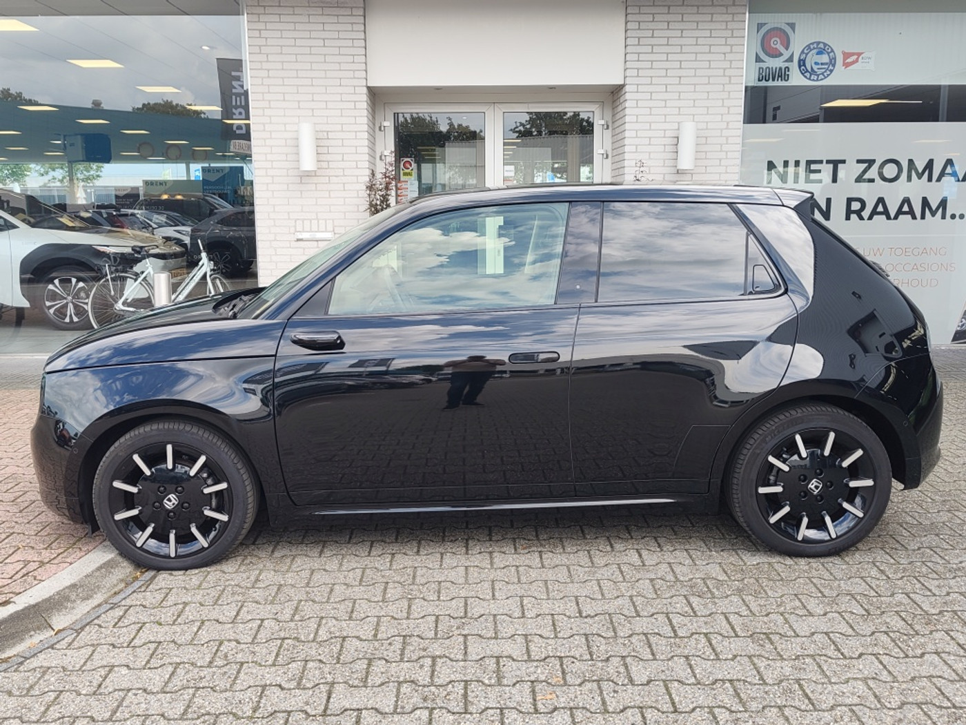 Foto van Honda Honda E