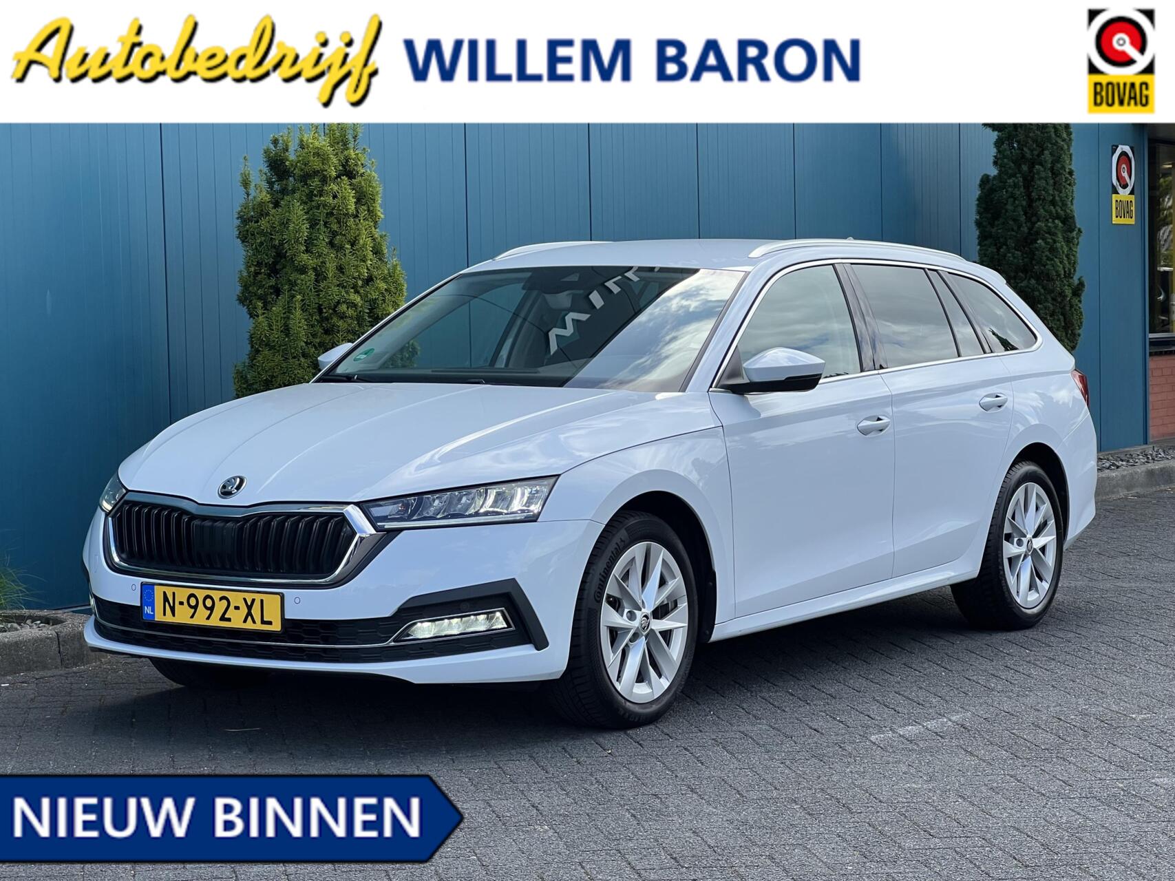 Skoda Octavia 1.0 TSI Business Edition CARPLAY/ | TREKH | CRUISE | STOELVERW | DIGI.DASH | ELEK.A.KLEP | NAV | LED | DAB | ECC | 17'LMV 2022 - voorkant