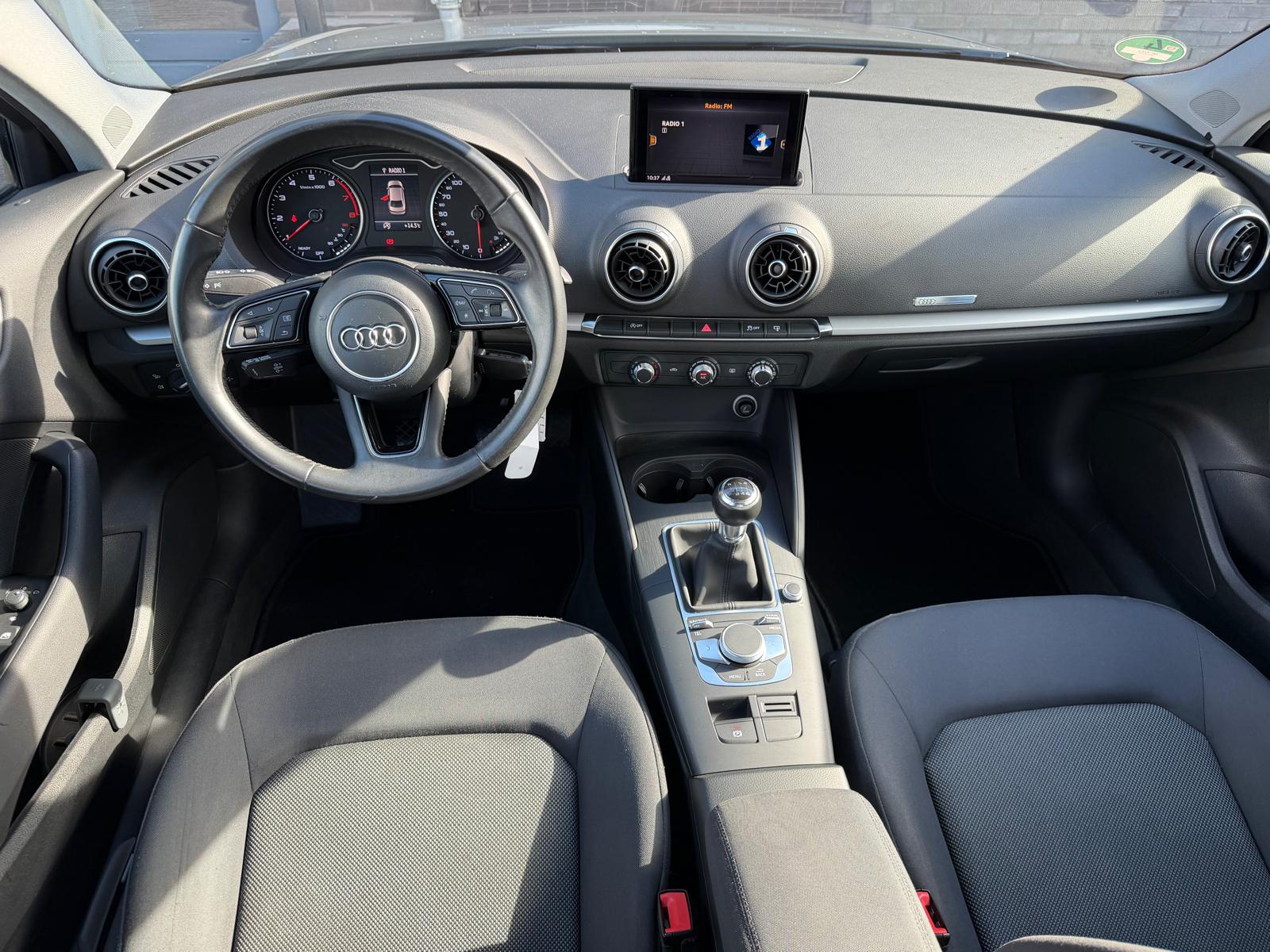 Foto van Audi A3 Limousine