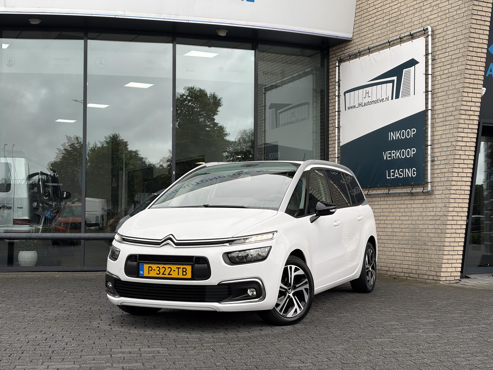 Citroen C4 Spacetourer 1.2 PureTech*7-ZITS*CAM*HAAK*CARPLAY*NAVI*CRUISE* 2022 - voorkant