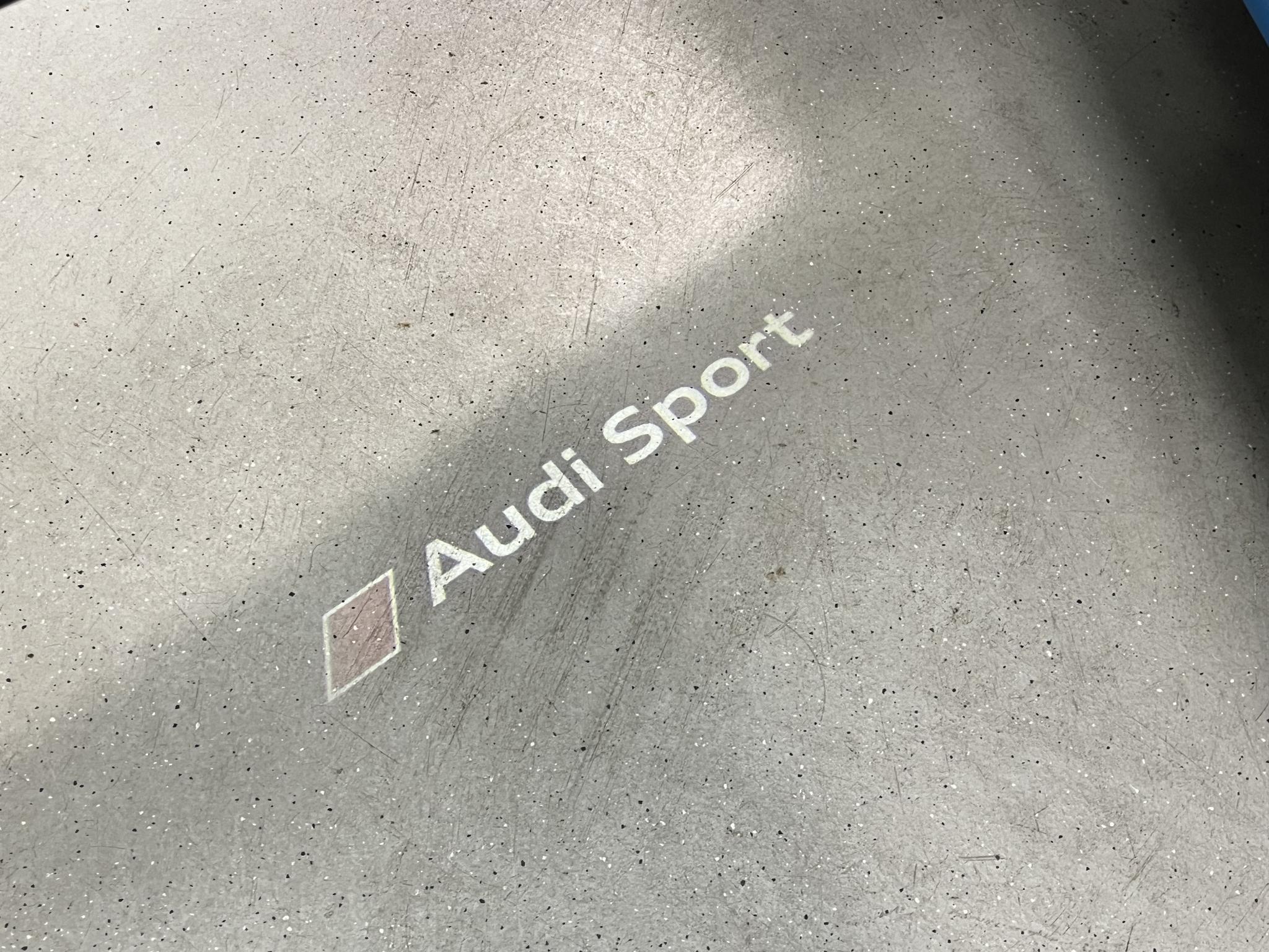 Foto van Audi RS 6 Avant Performance