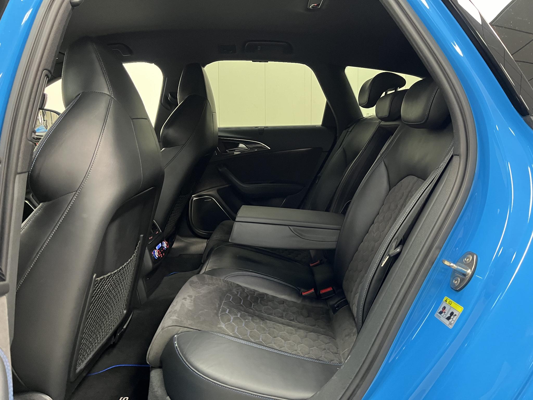 Foto van Audi RS 6 Avant Performance