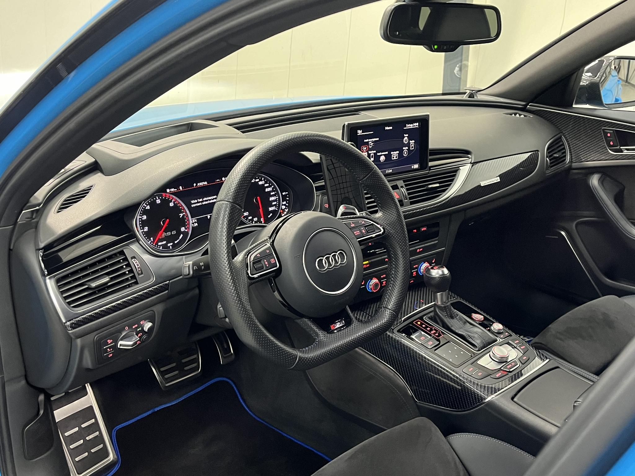 Foto van Audi RS 6 Avant Performance
