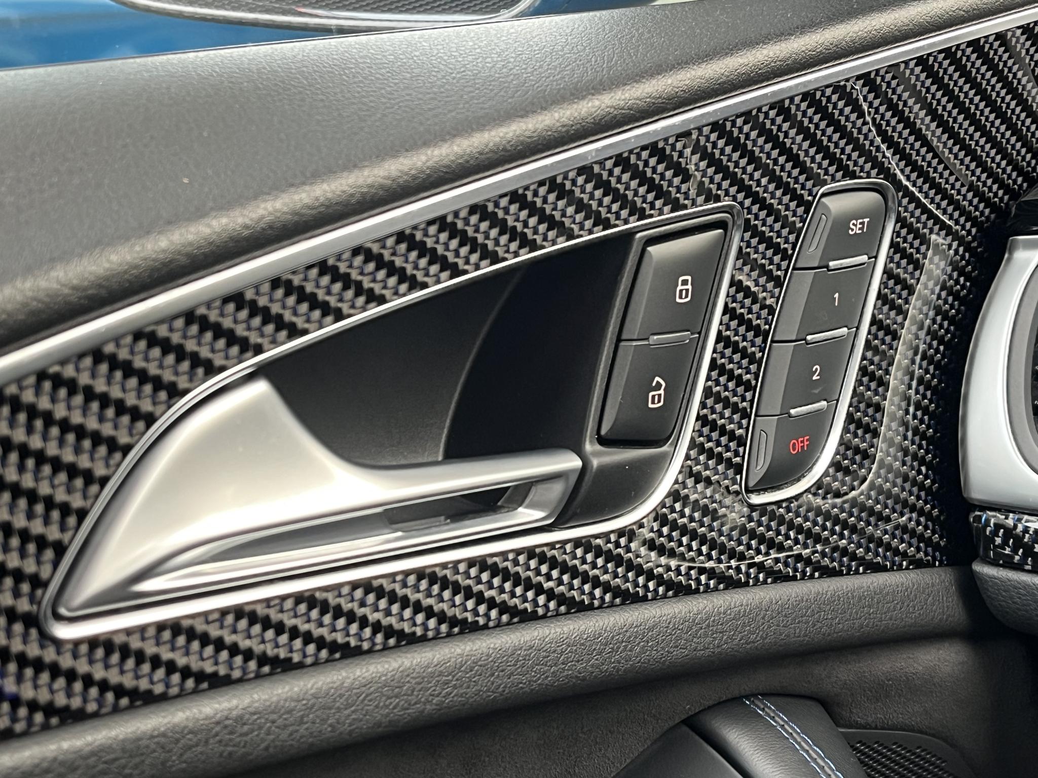 Foto van Audi RS 6 Avant Performance