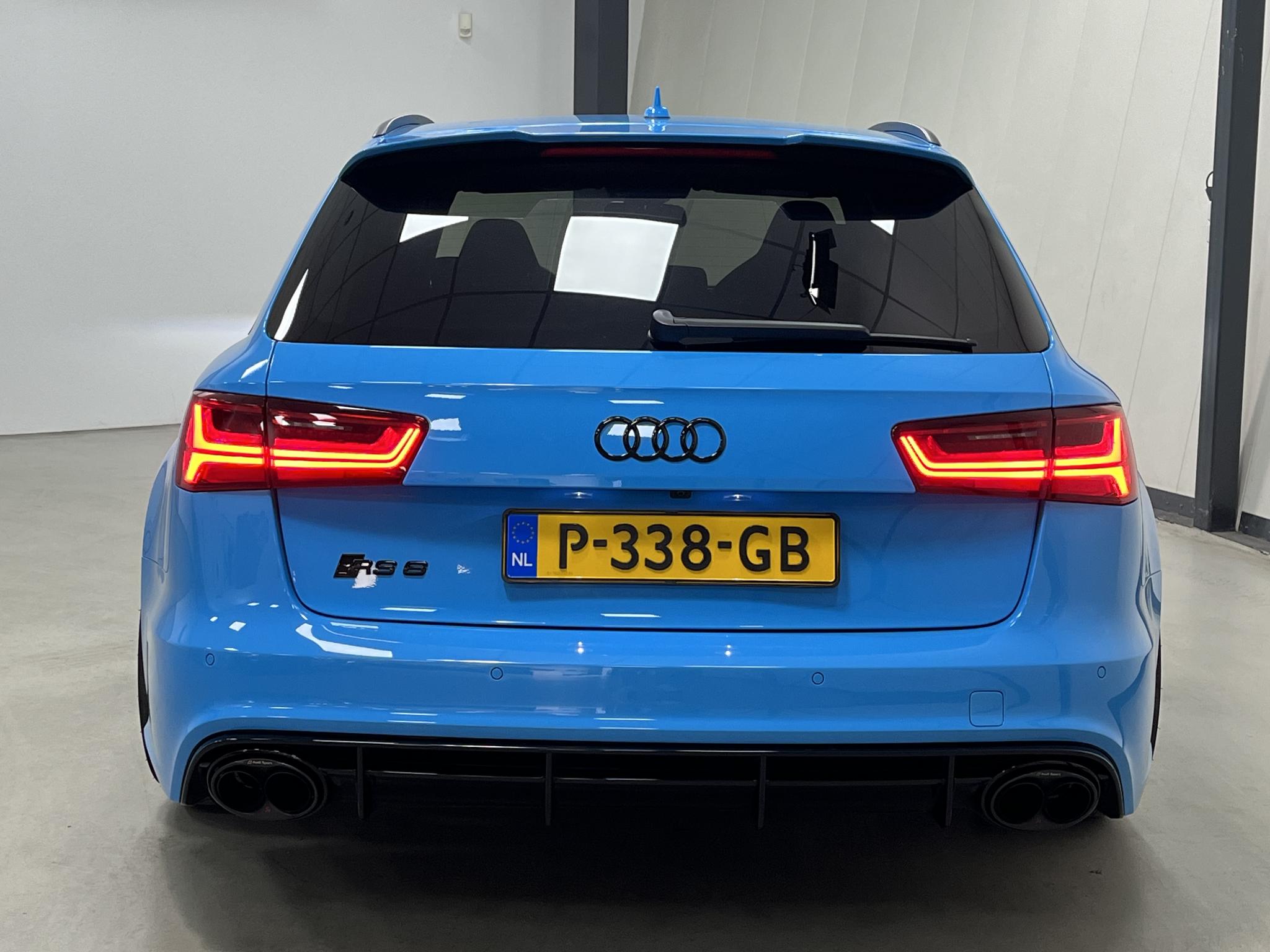Foto van Audi RS 6 Avant Performance