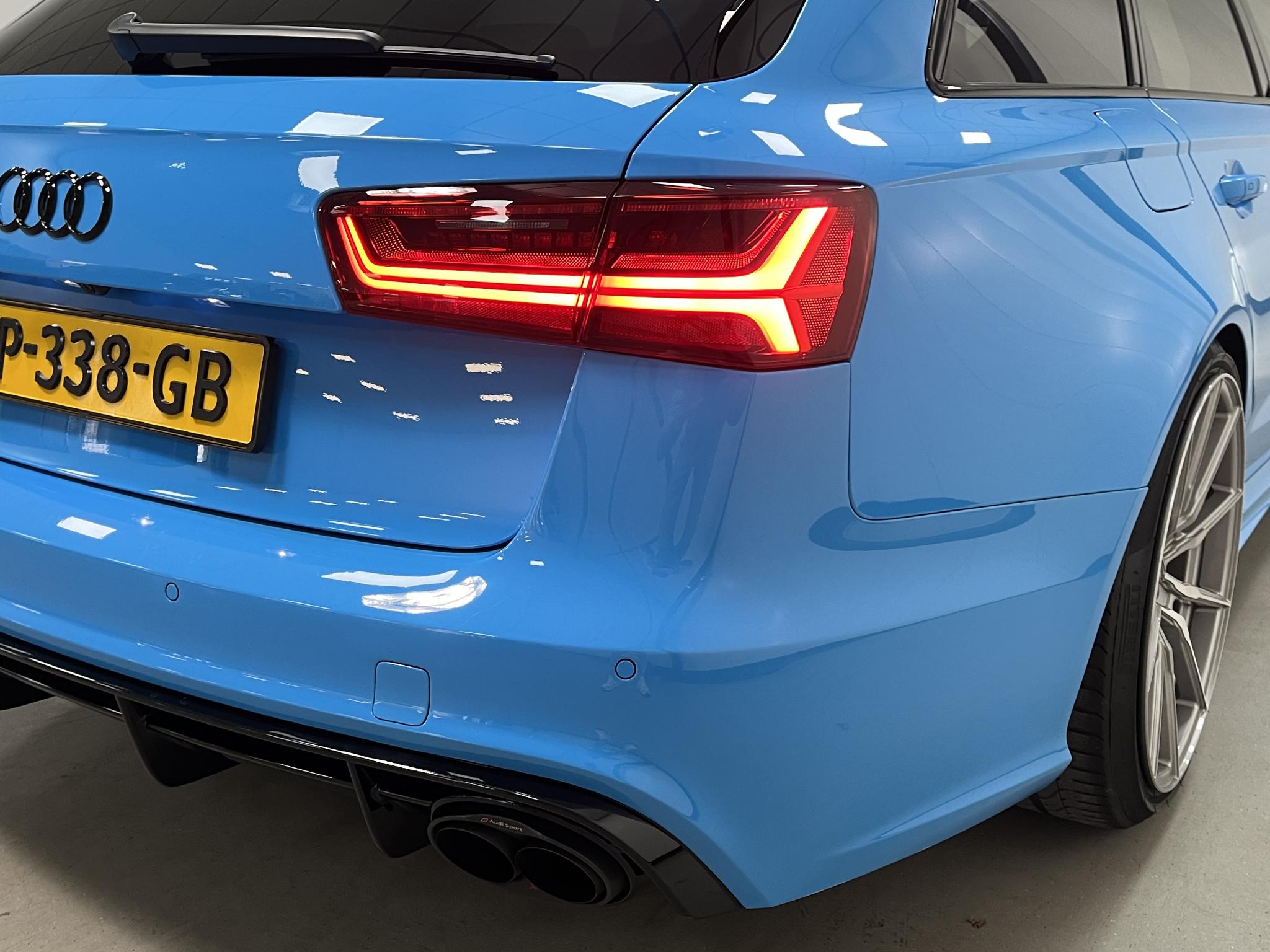 Foto van Audi RS 6 Avant Performance