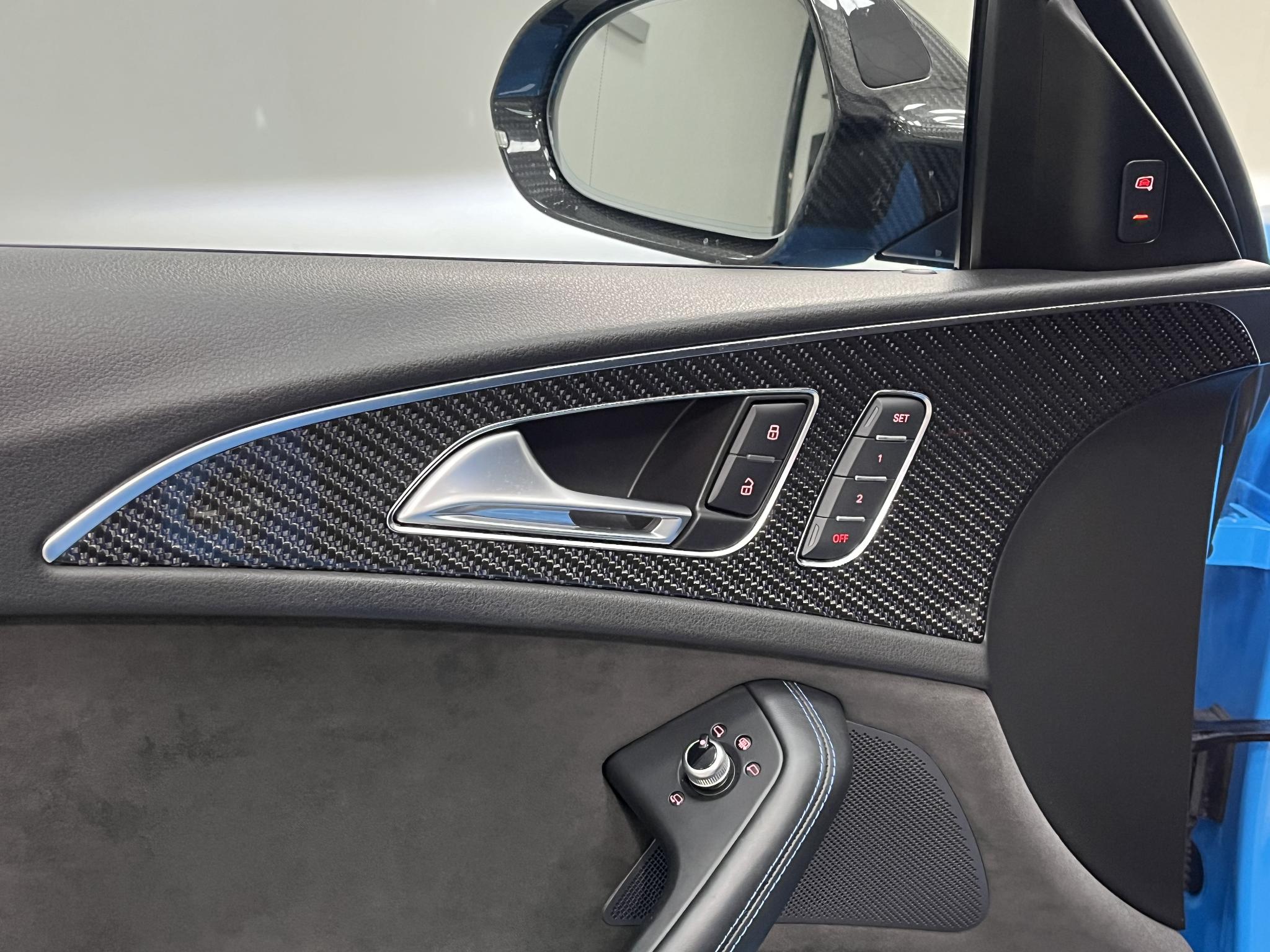 Foto van Audi RS 6 Avant Performance