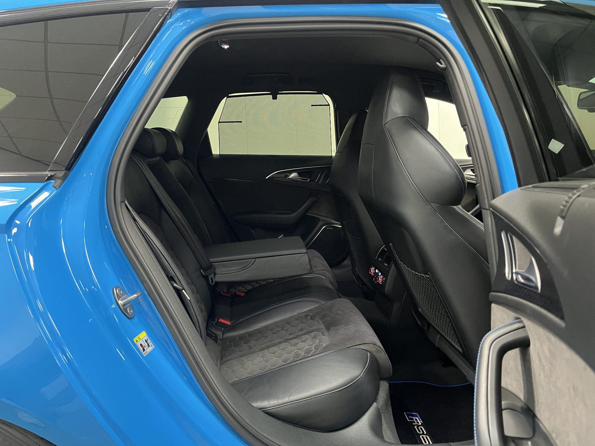 Foto van Audi RS 6 Avant Performance