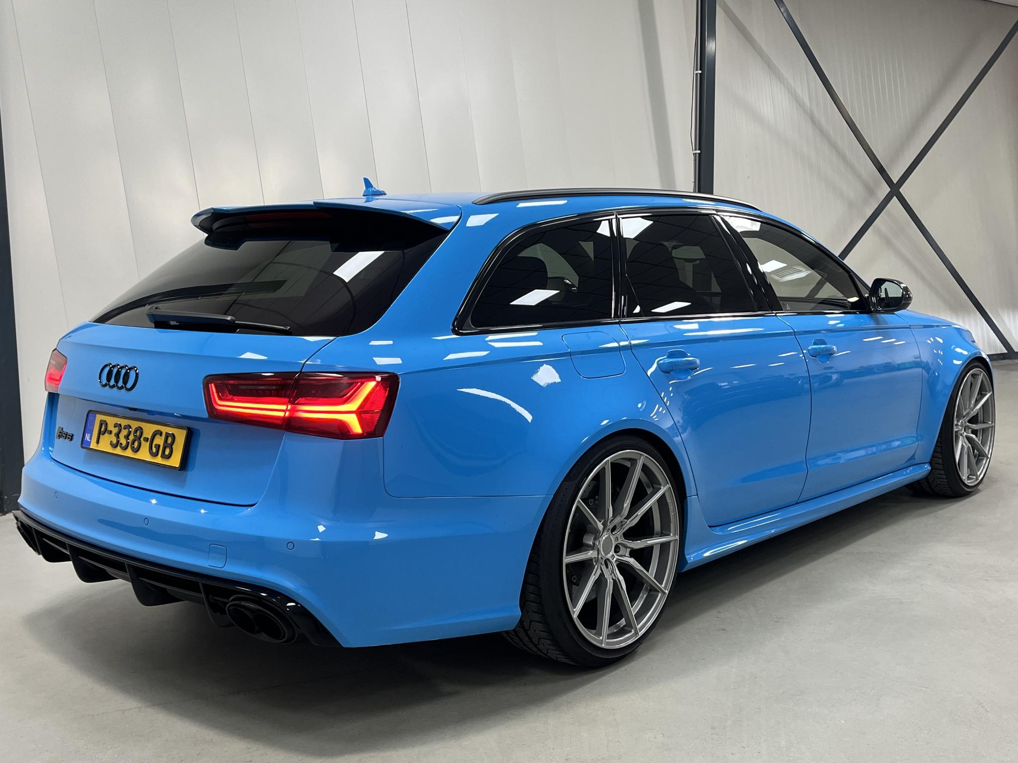 Foto van Audi RS 6 Avant Performance