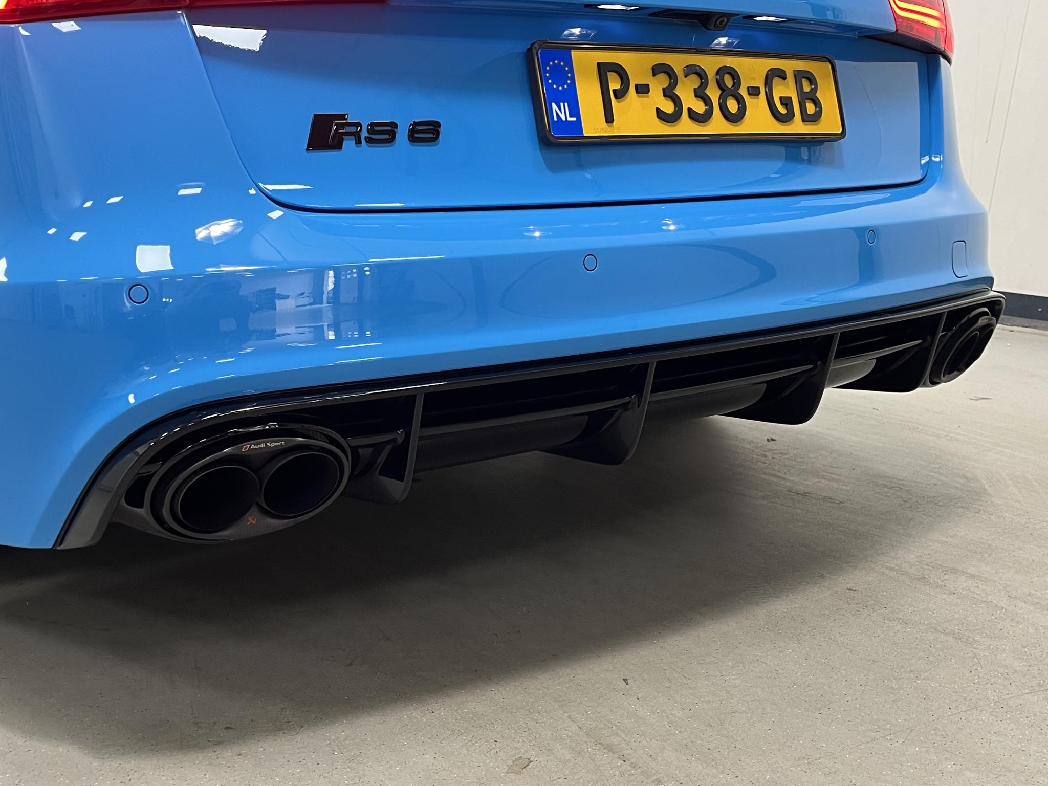 Foto van Audi RS 6 Avant Performance
