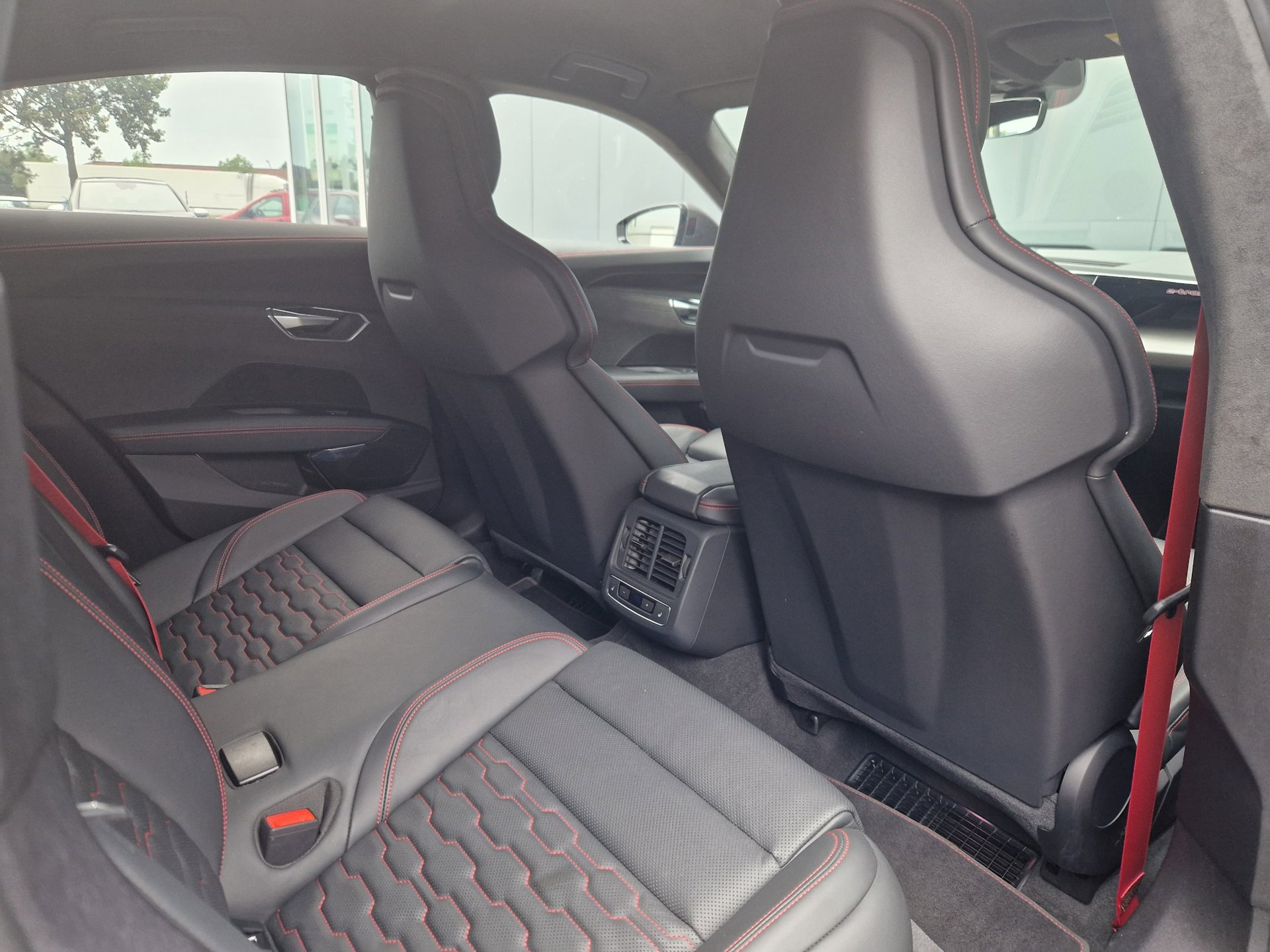 Foto van Audi RS E-tron GT