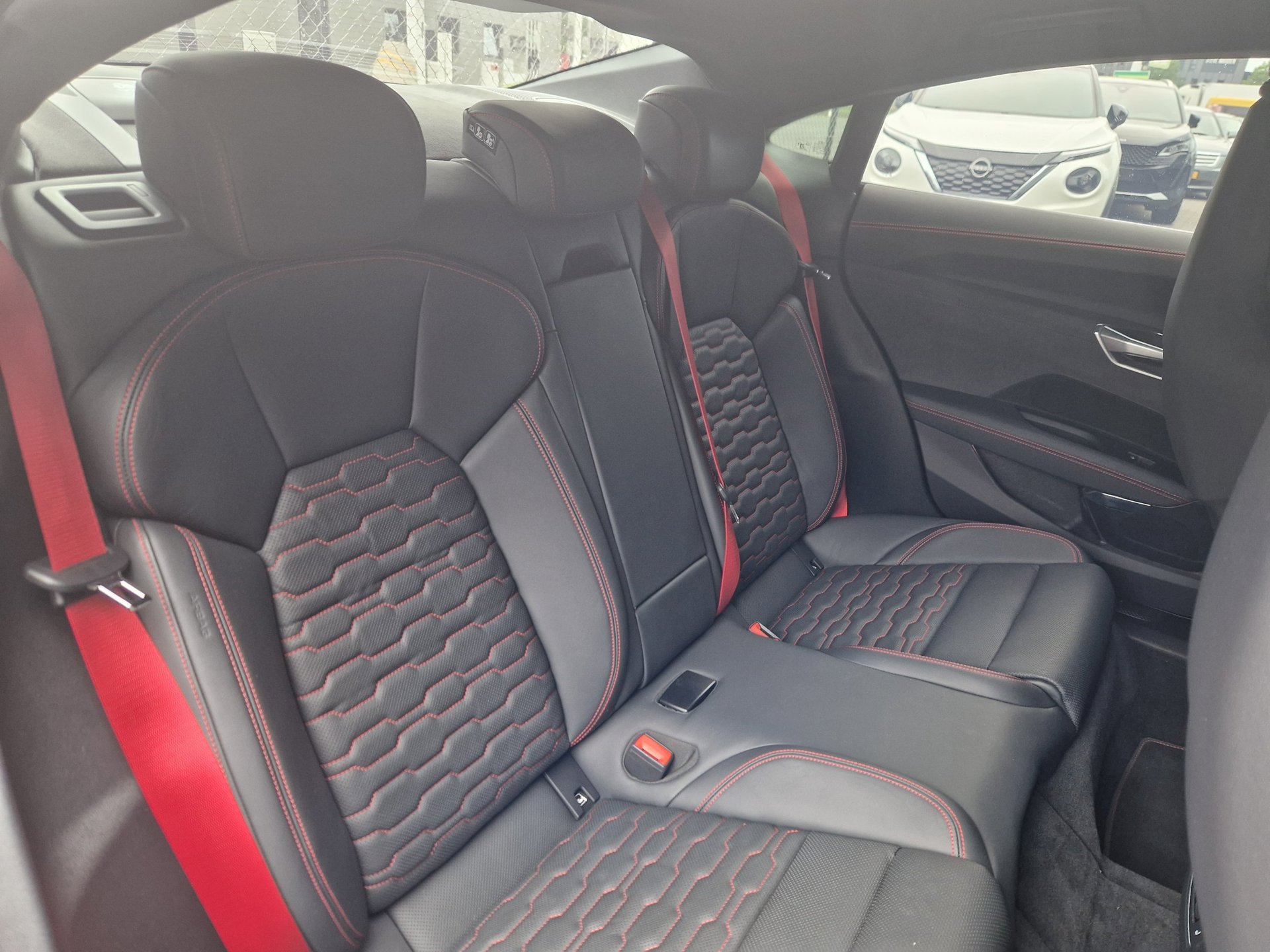 Foto van Audi RS E-tron GT